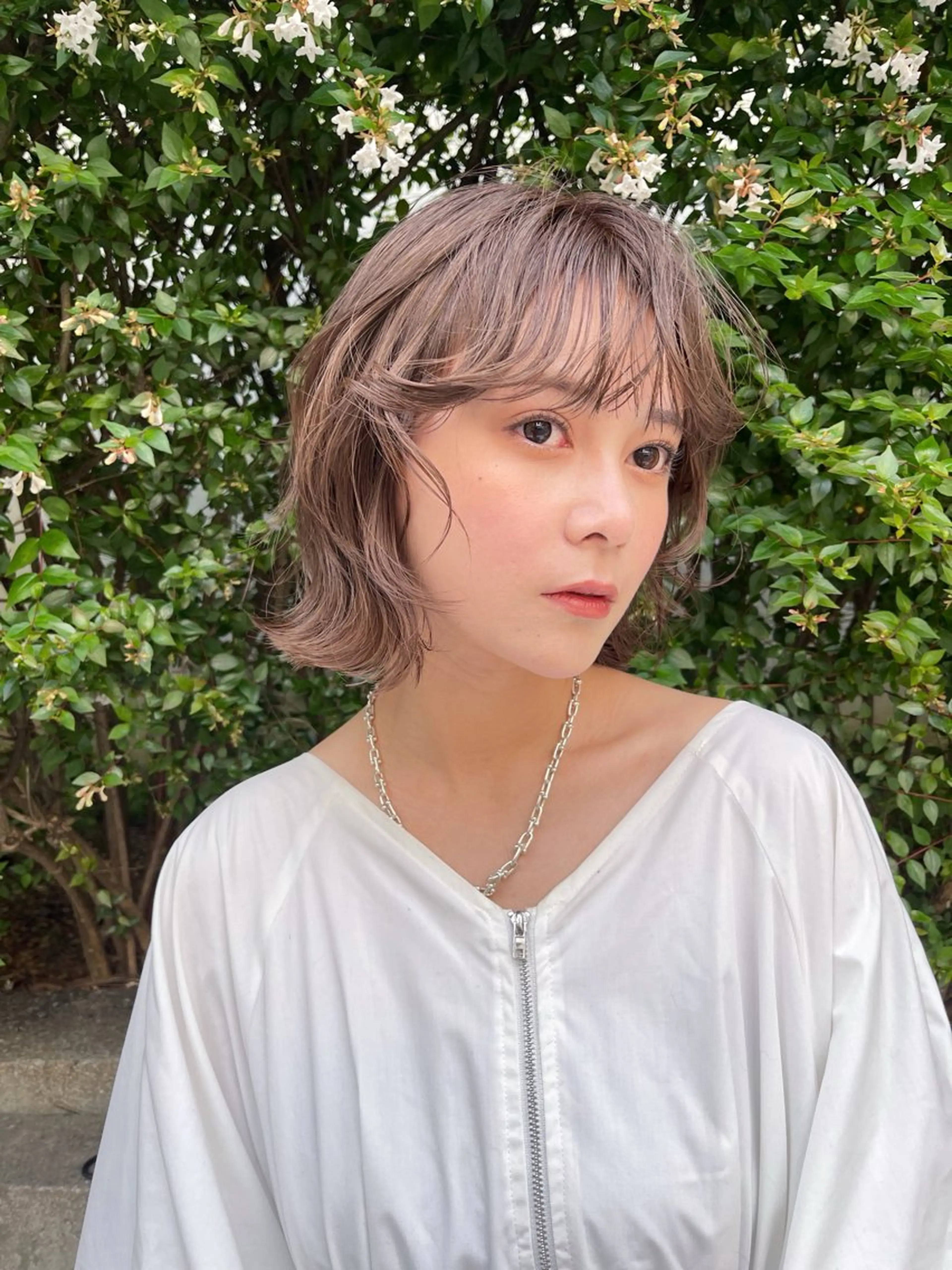ミディアム カラー ブリーチ ダブルカラー ブリーチなしカラー ヘアカラー トリートメント AiM 大名　似合わせカットのヘアスタイル