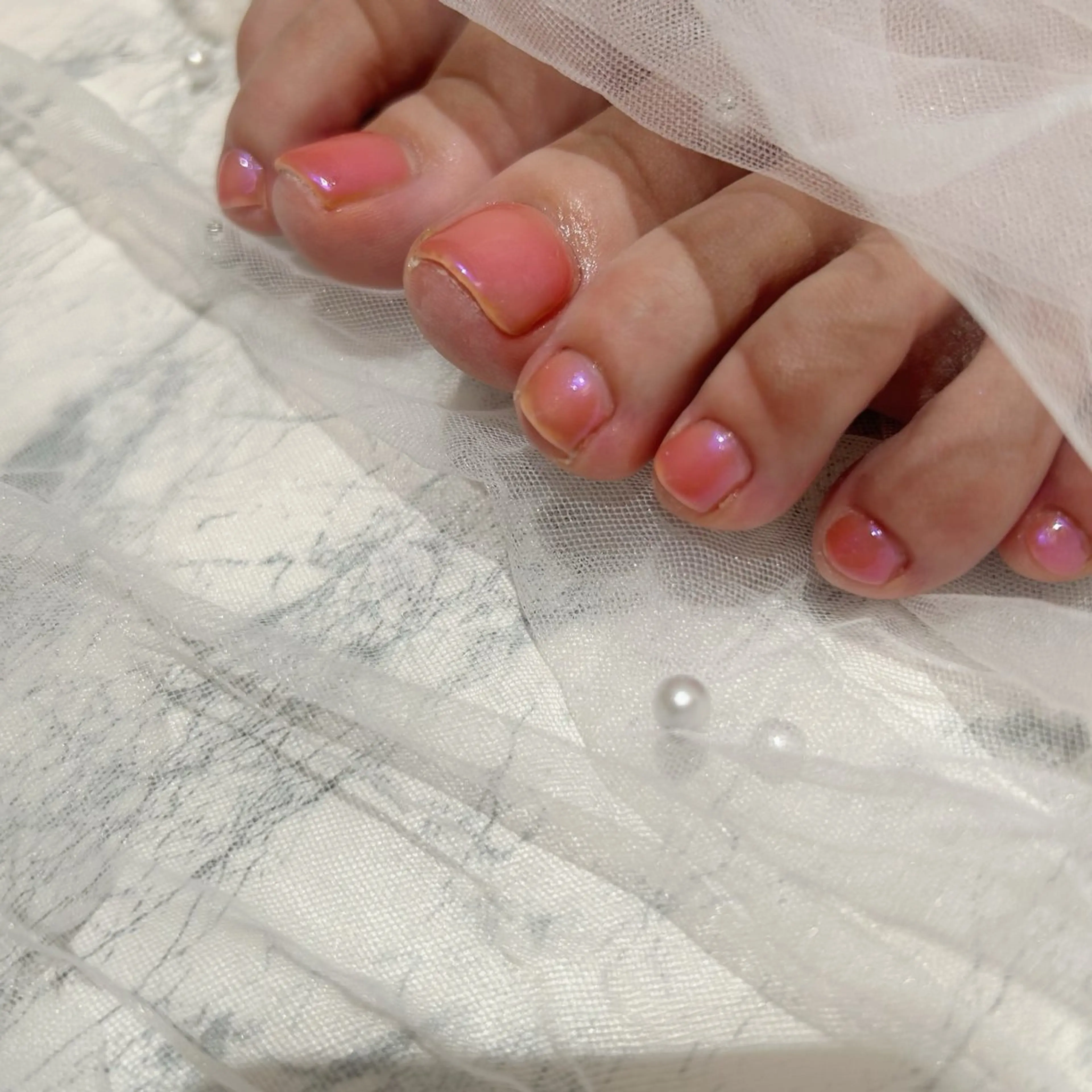 ネイル オーロラネイル フットネイル マグネット/心斎橋 LoLo.カレラのネイルデザイン