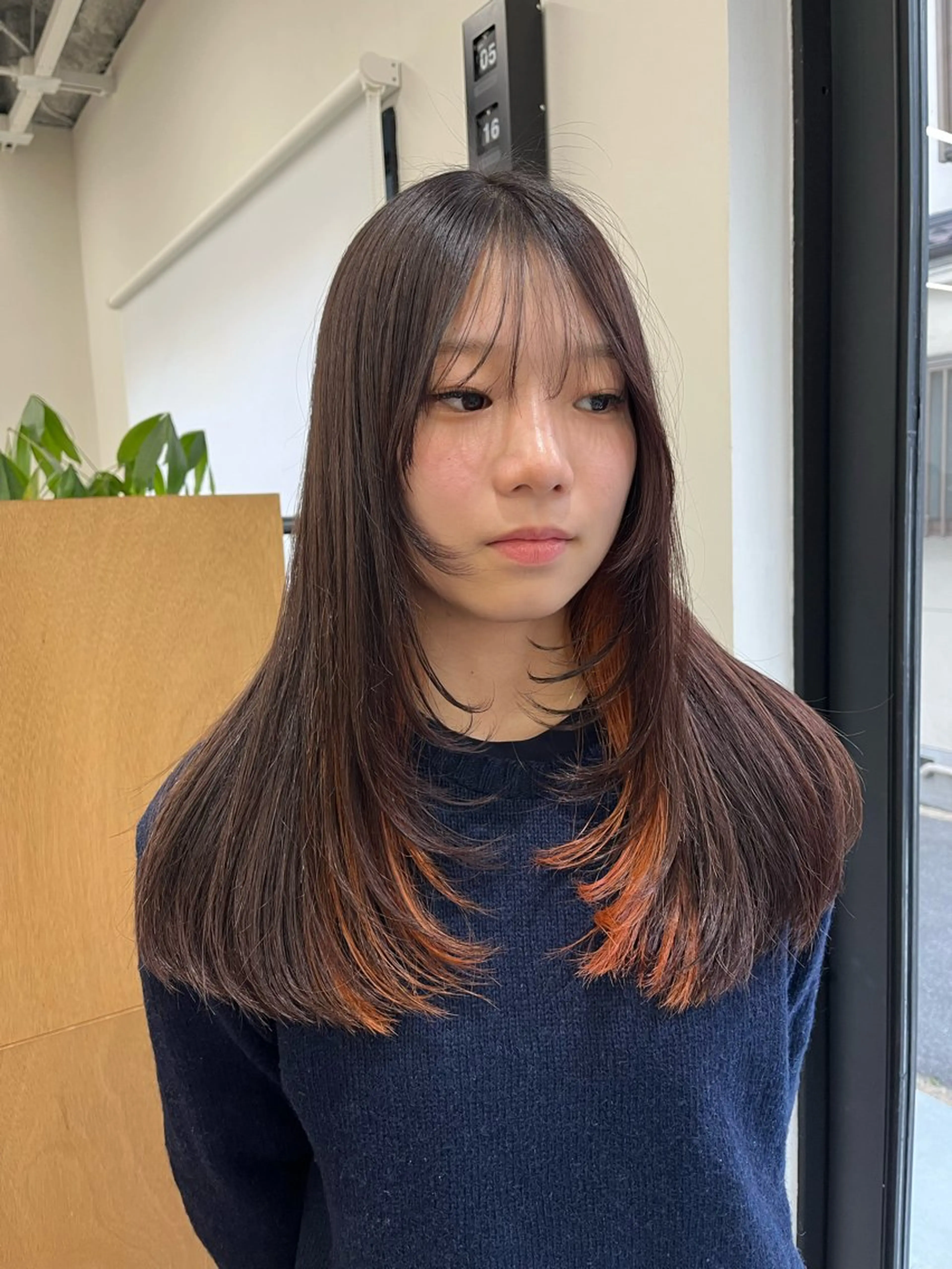 ロング カラー オレンジ 顔まわりレイヤー レイヤーカット ヘアカラー miyu /レイヤー/ブリーチのヘアスタイル