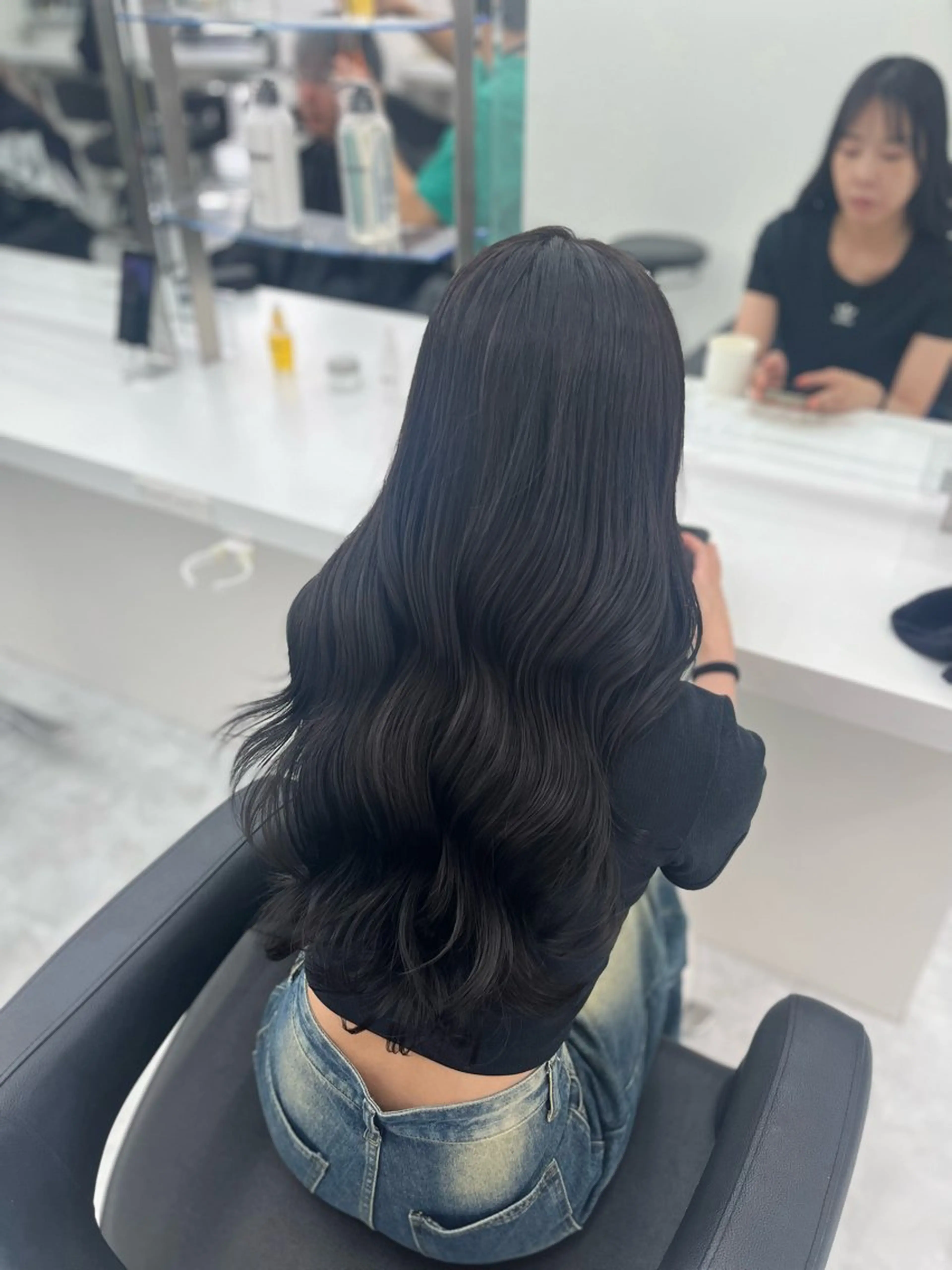 ロング カラー ヘアアレンジ 艶髪ハイトーン🫧 Kurehaのヘアスタイル