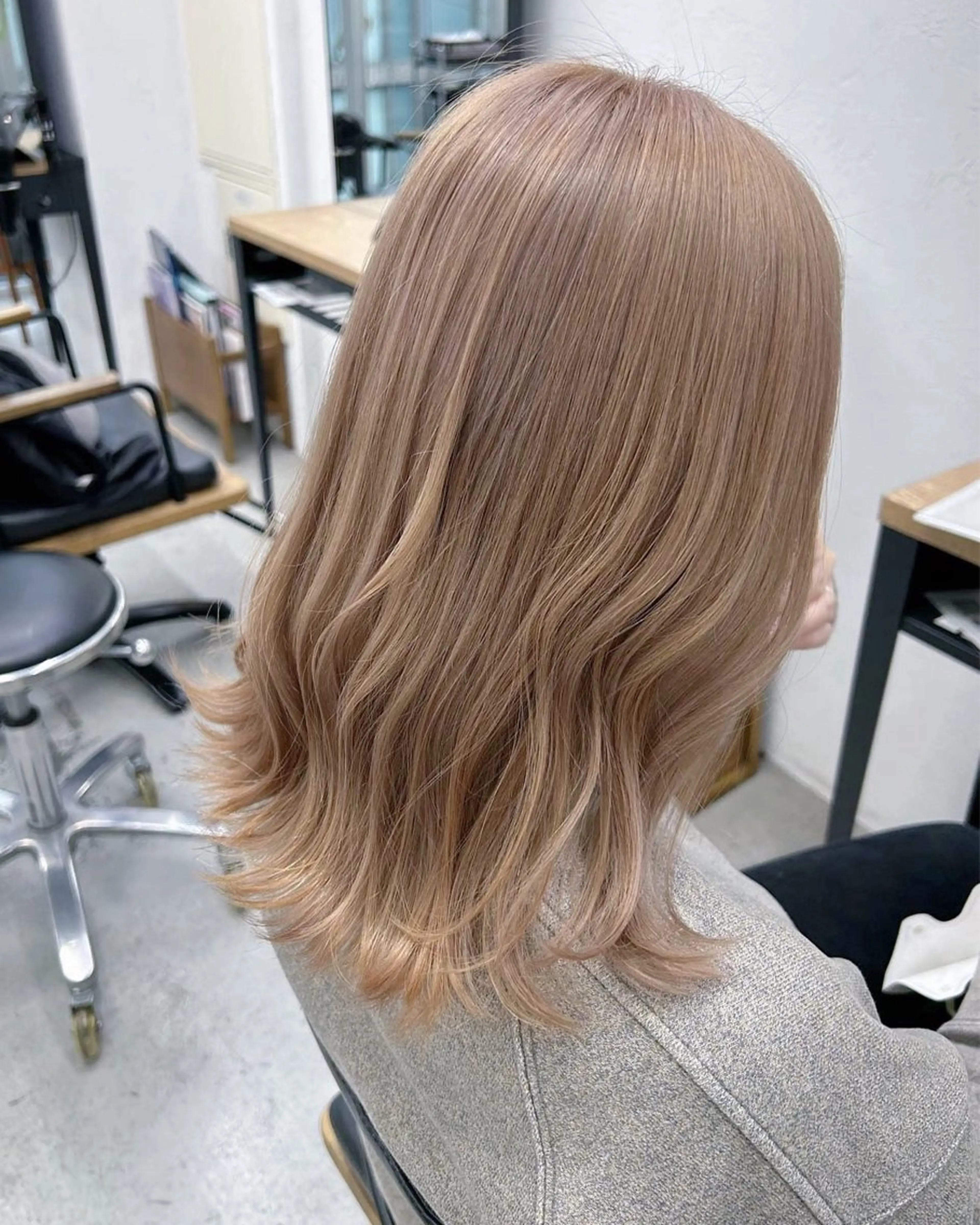 ミディアム カラー 🫐寒色系カラー 🫐ヤマナカリリカのヘアスタイル