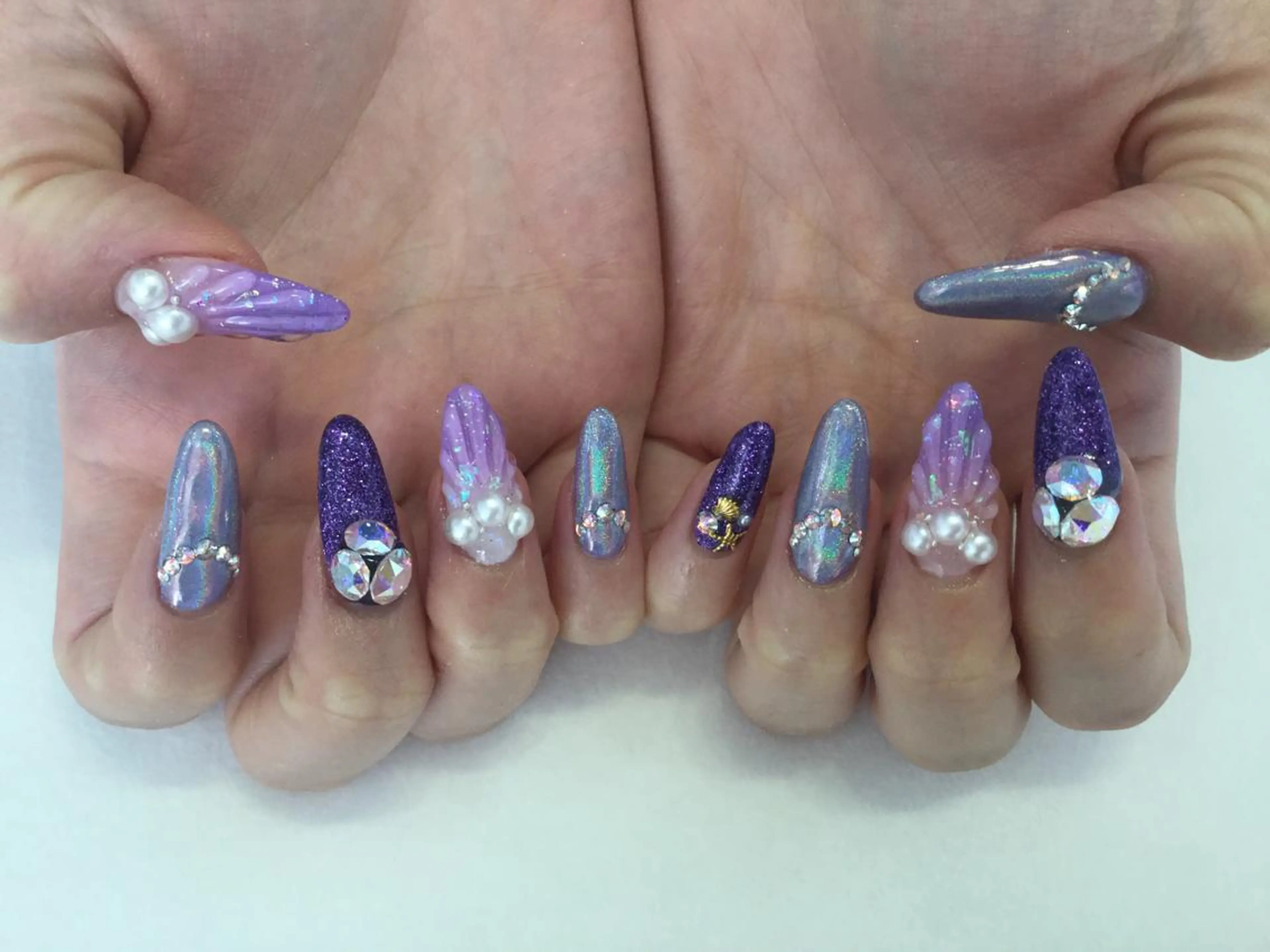 ネイル 💎🐰 saki. m 🐰💎のネイルデザイン