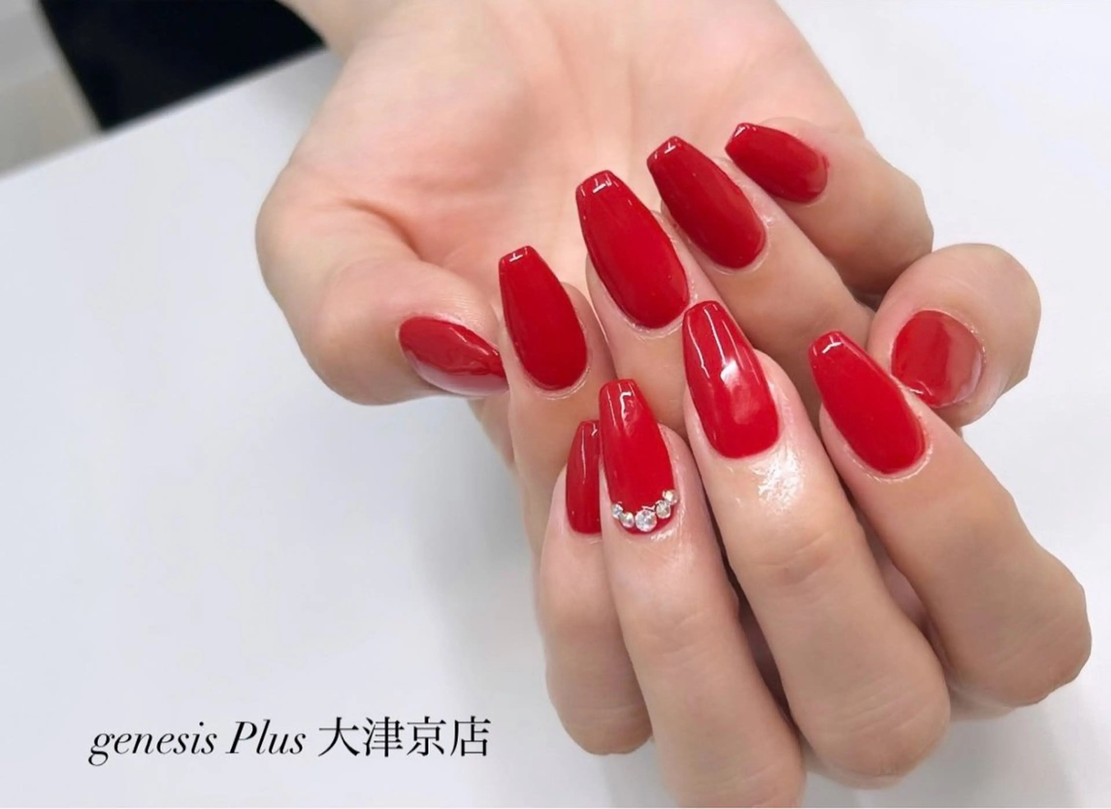 ネイル ワンカラーネイル ストーンネイル Genesis Plus大津京店のエステ・リラクイメージ