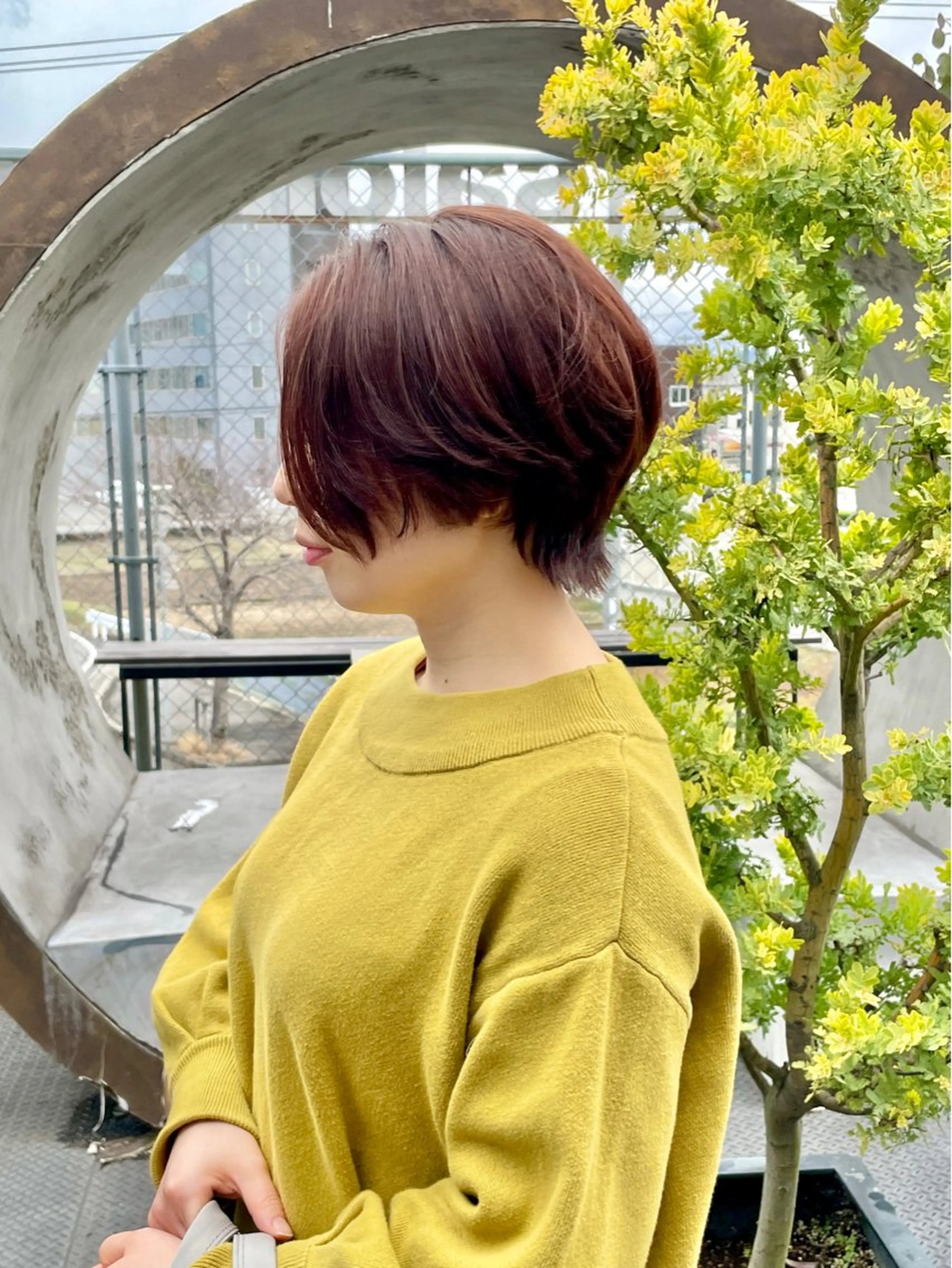 ショート 岡田 恭明のヘアスタイル