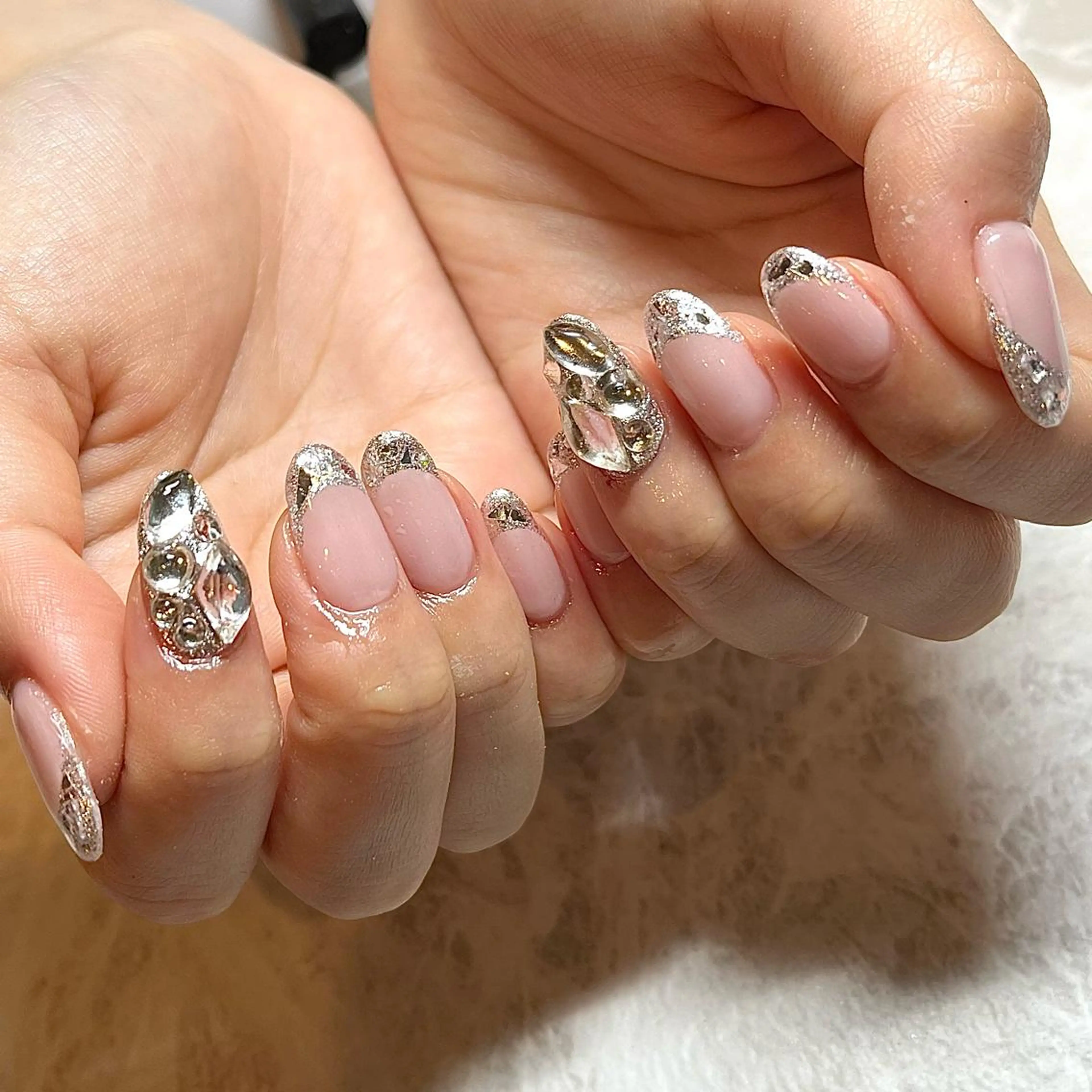 ネイル フレンチネイル ガラスフレンチ キラキラネイル ストーンネイル ハンドネイル MyFairLady ゆかのネイルデザイン