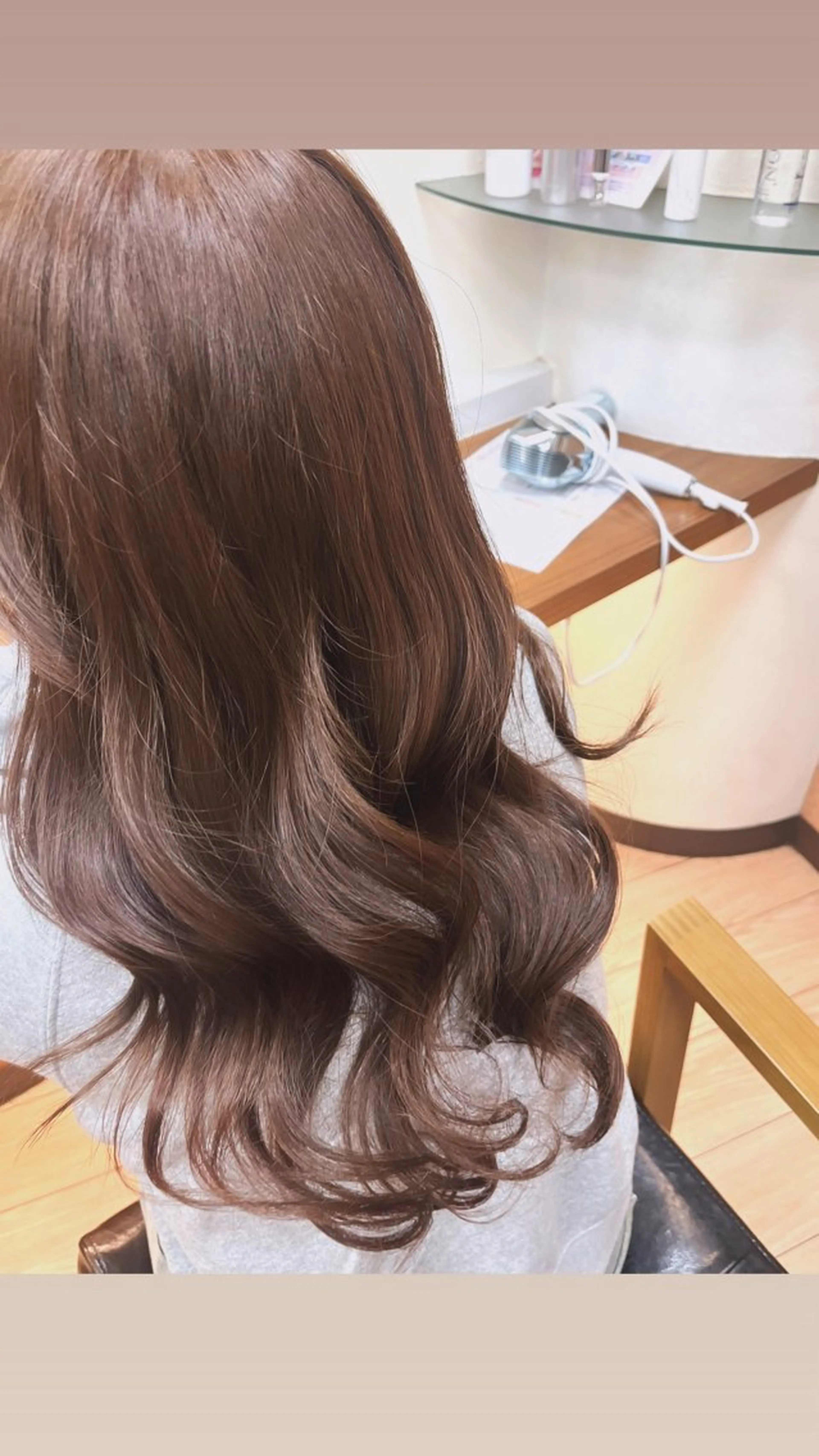 ロング カラー ベージュカラー ブリーチ ブリーチなしカラー 💖わたなべ ちか💖のヘアスタイル