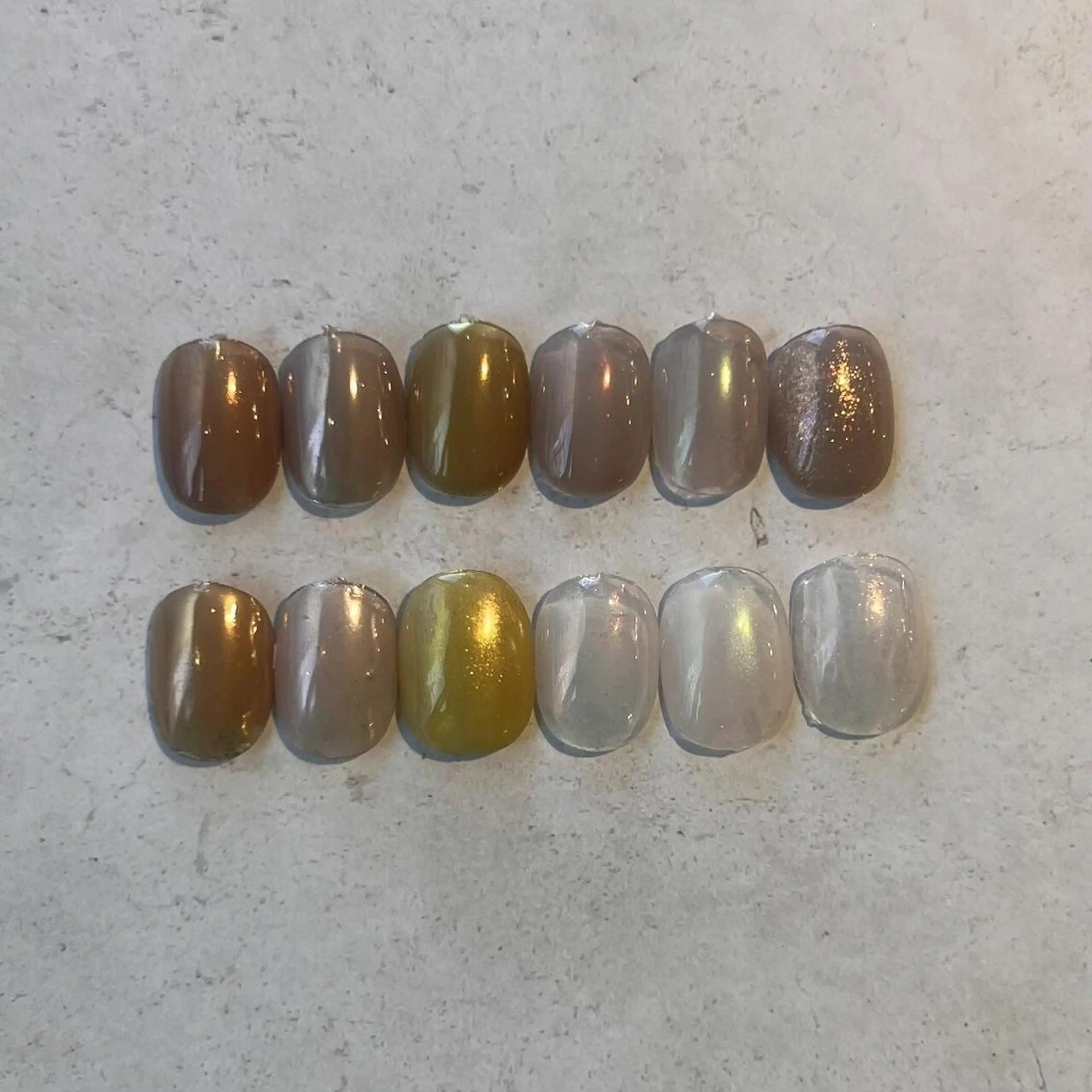 ネイル favori小池 りおのマツエク・マツパデザイン