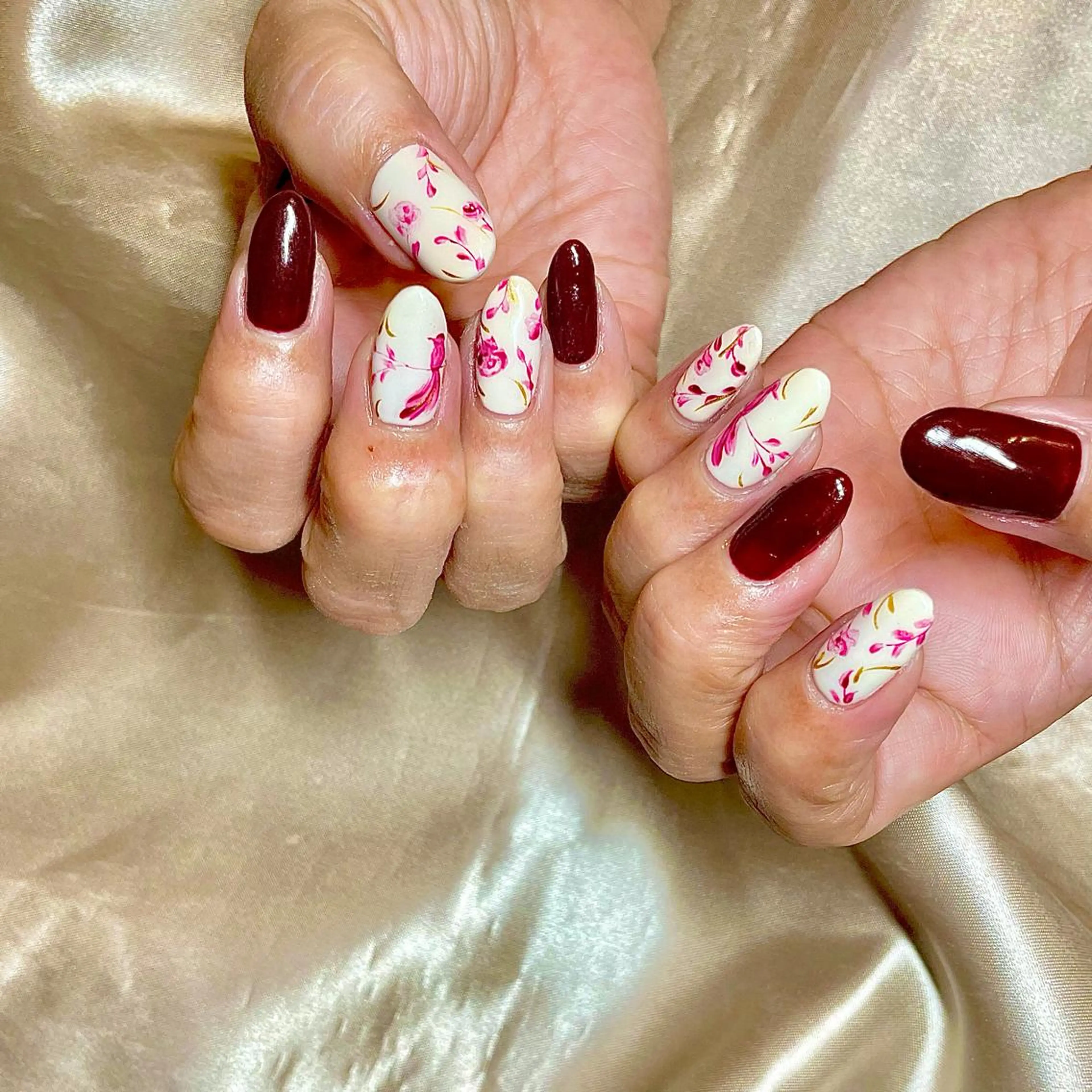 セミロング カラー パーマ ヘアアレンジ メンズ キッズ ネイル マツエク・マツパ ボルドーカラー ボルドー nail&eye Aoのマツエク・マツパデザイン