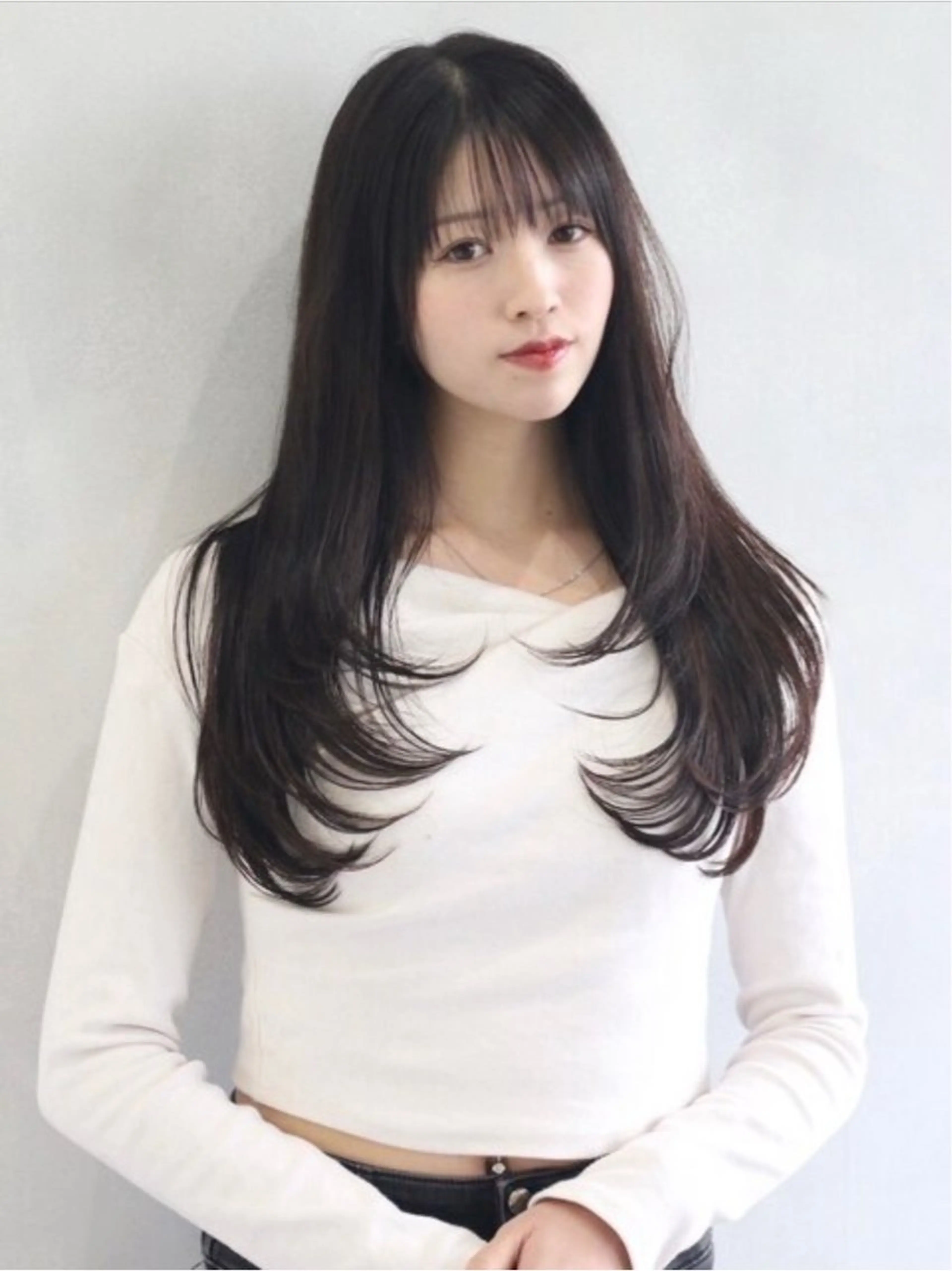 セミロング レイヤーカット EARTH富山婦中店 2026新卒20万〜のヘアスタイル