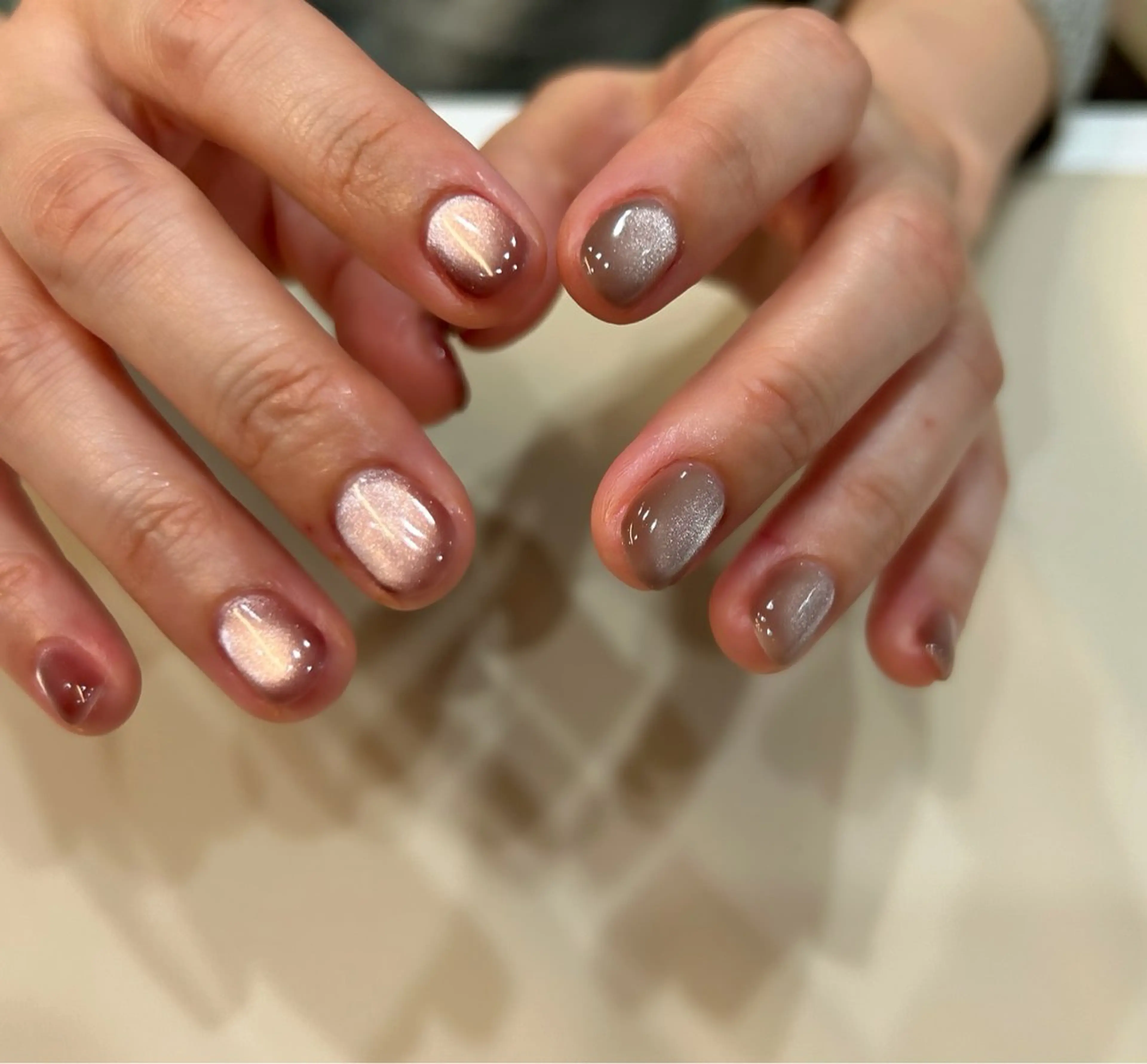 ネイル gratify心斎橋 松本のネイルデザイン