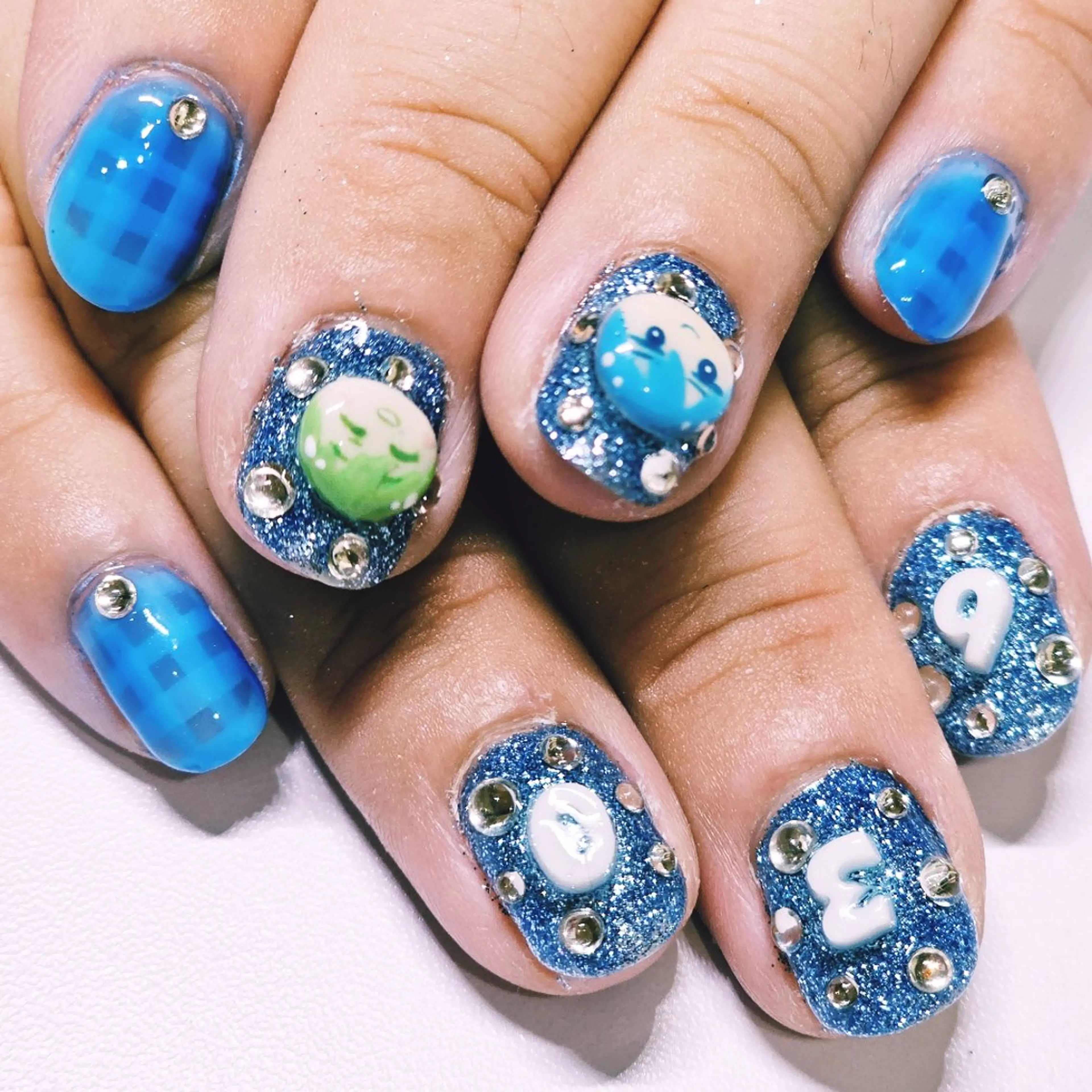 ネイル アートネイル ラメ(グリッター) 水色 持ち込み ワンカラーネイル ハンドネイル よしだ ひろきのネイルデザイン