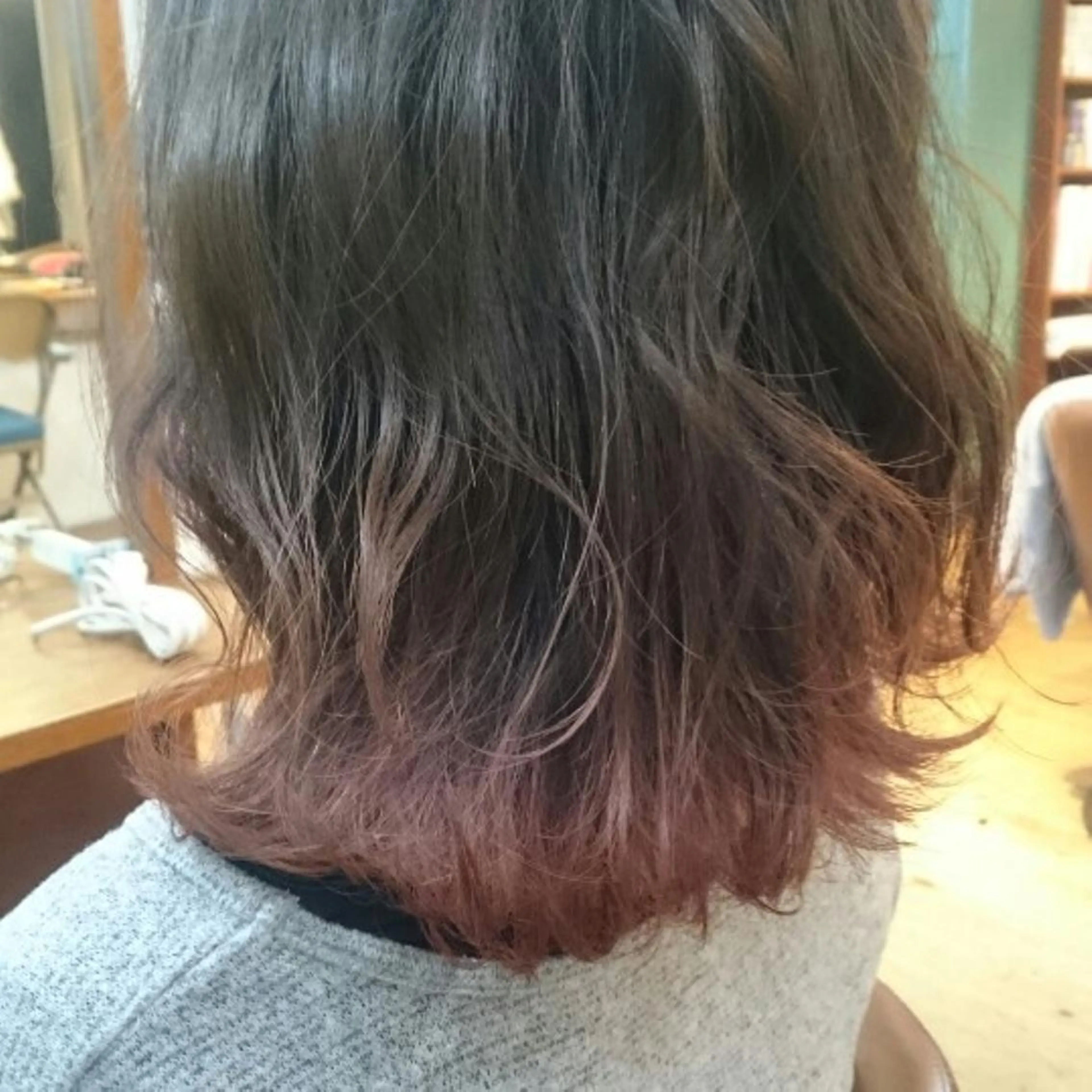 ミディアム 外ハネヘア DIEGO 下北沢 Yamaの眉毛・アイブロウイメージ