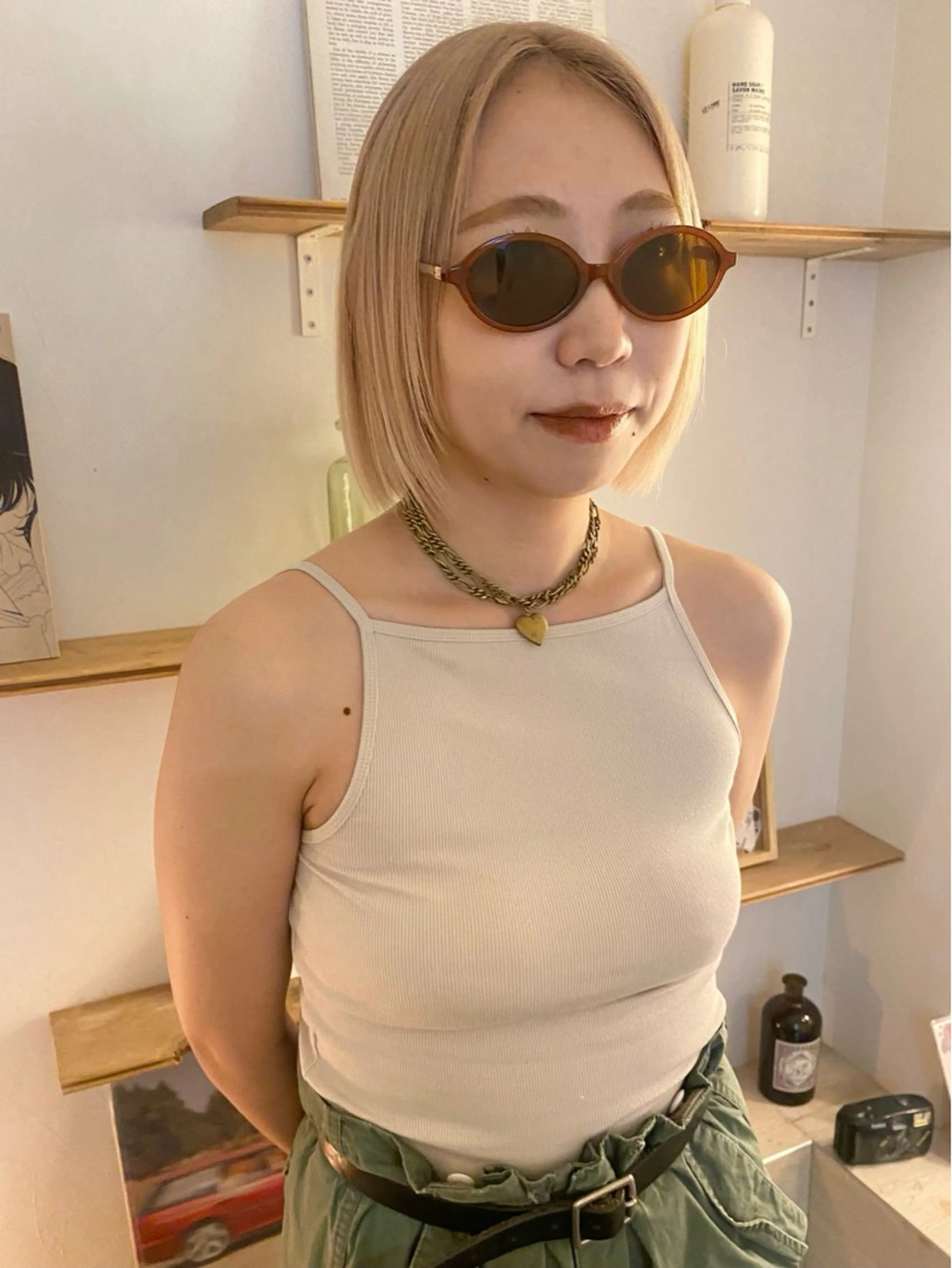 ショート カラー ベージュカラー ブリーチ ブロンド ケアブリーチ ダブルカラー カット ヘアカラー トリートメント 森貴裕/ベージュ/ パーマ/オリーブのヘアスタイル