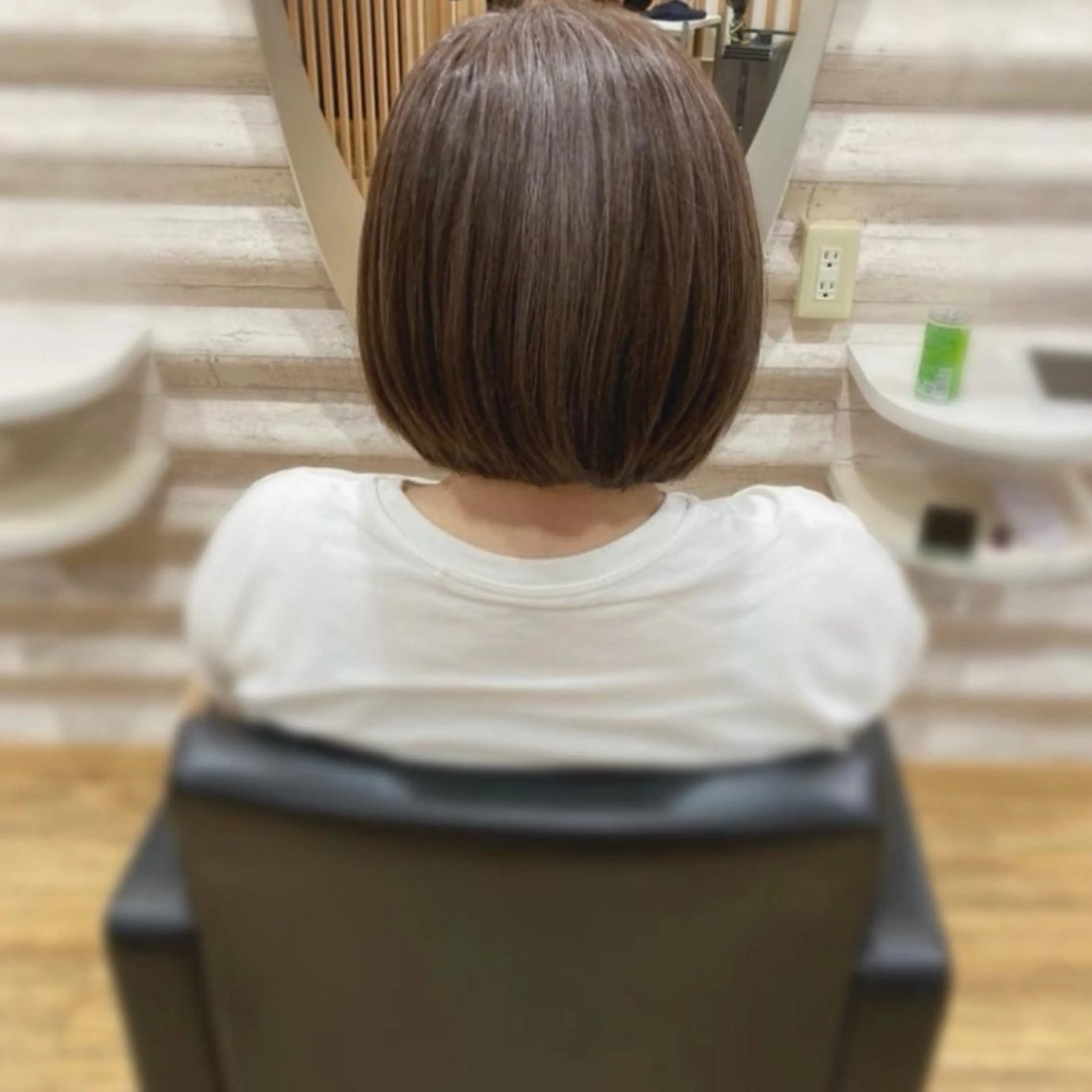 ミディアム カラー 髪質改善 カット トリートメント 『艶髪』で印象が激変 ！髪質改善特化KONのヘアスタイル