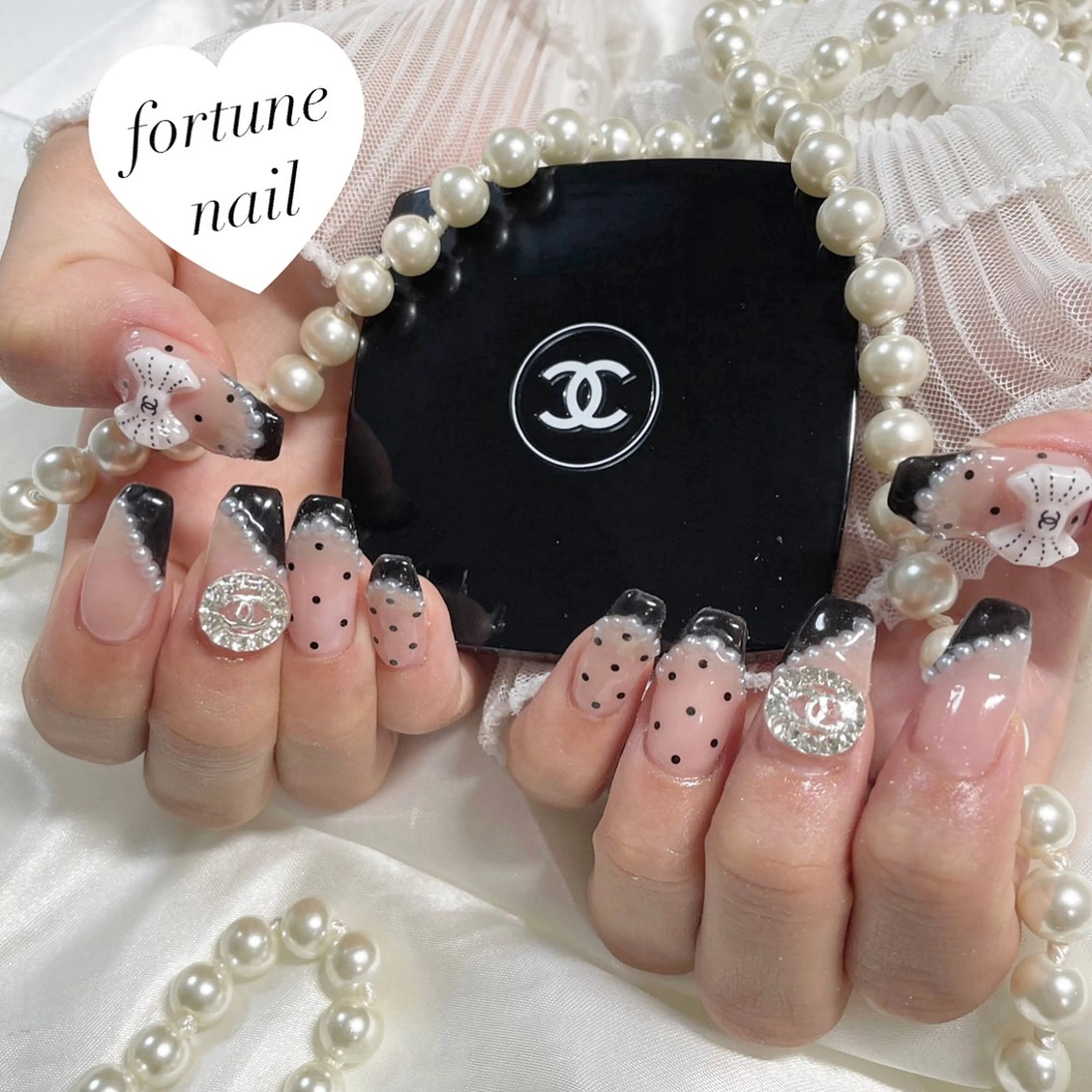 ネイル ドット フレンチネイル ハンドネイル ☆saori ☆のネイルデザイン