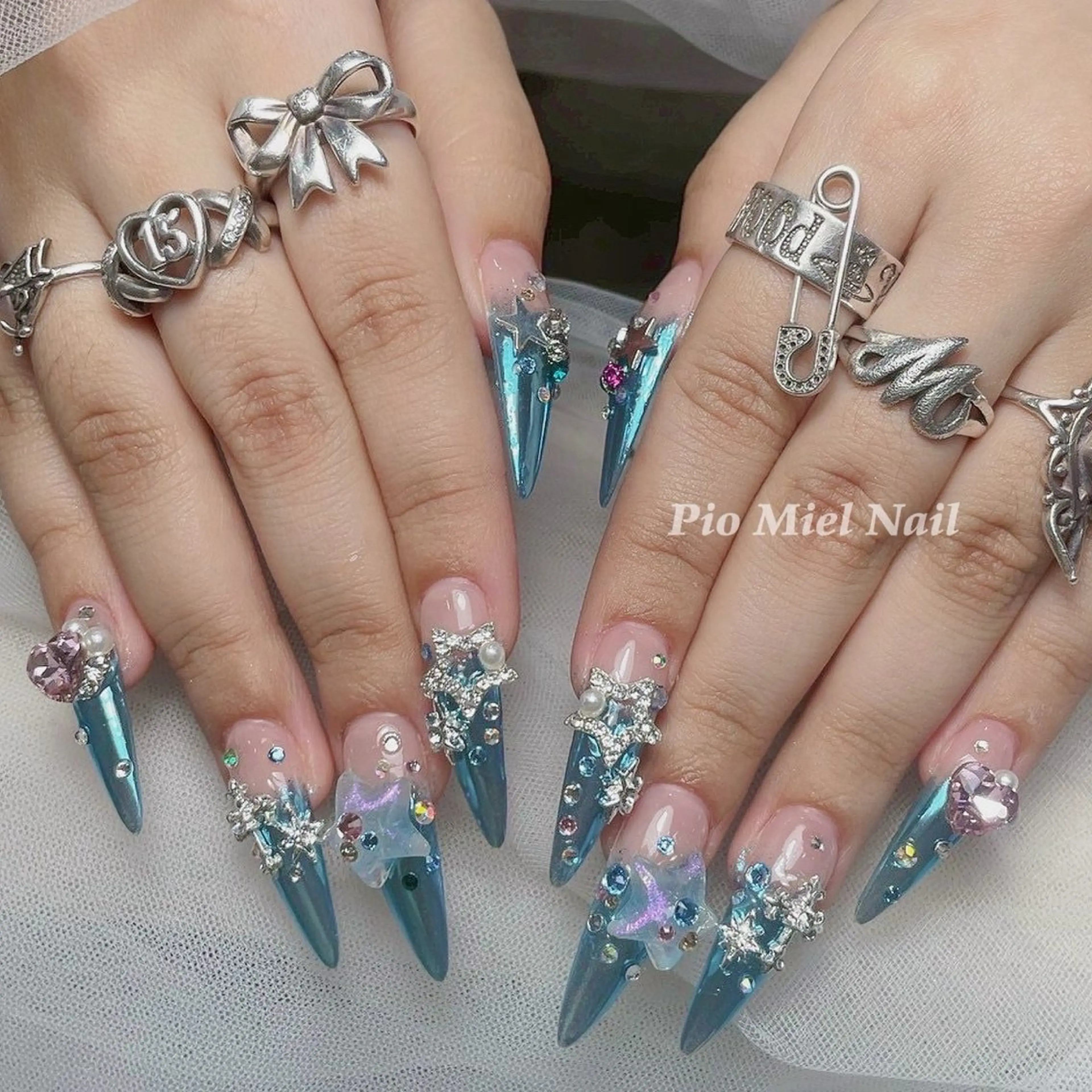 ネイル ハンドネイル HANA 長さだしのネイルデザイン