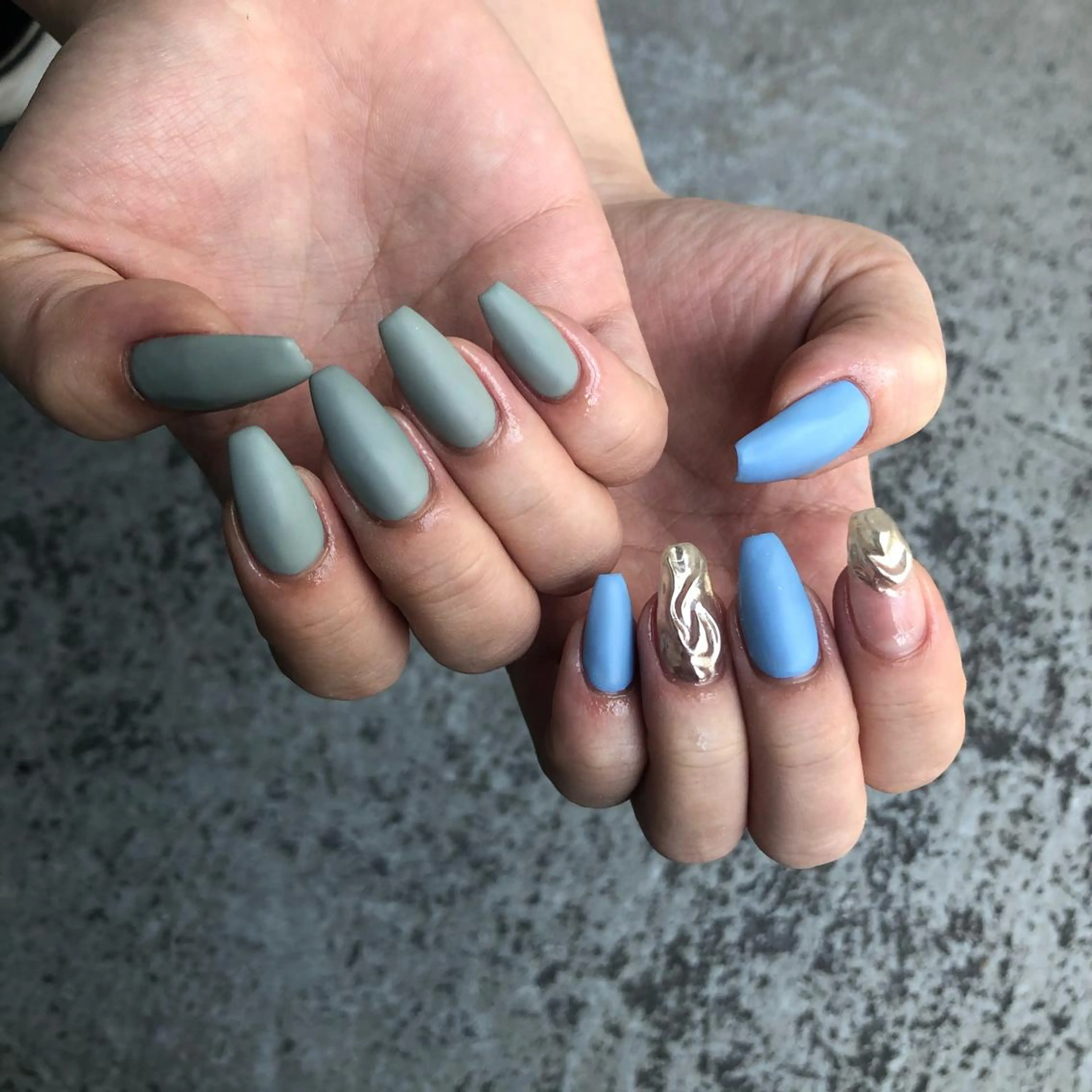 ネイル crestnail所属・小林 束紗のネイルデザイン