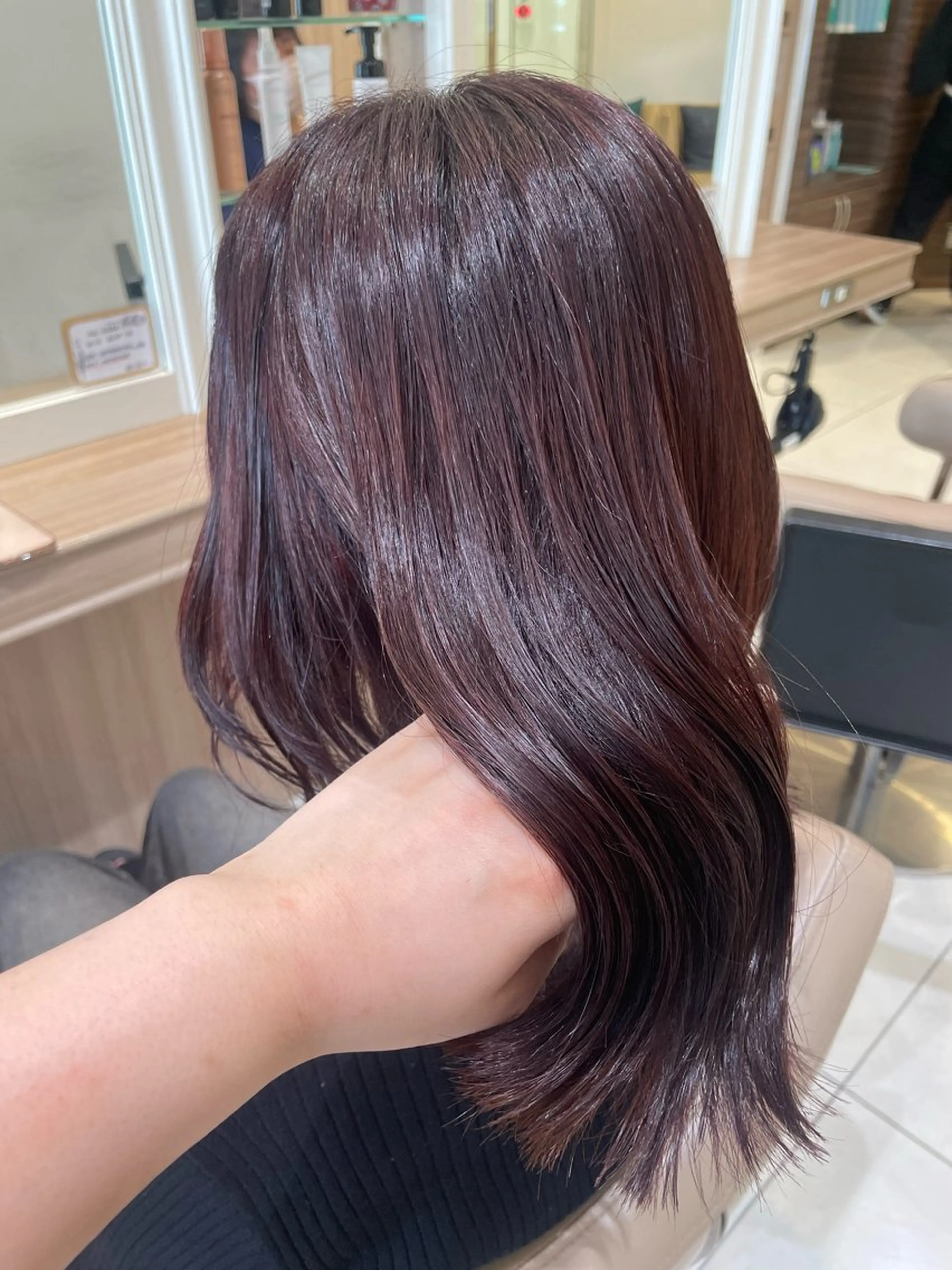 ミディアム カラー ヘアアレンジ カット ヘアカラー トリートメント 韓国ヘアメイク🎀/ 縮毛矯正✨山本媛香のヘアスタイル