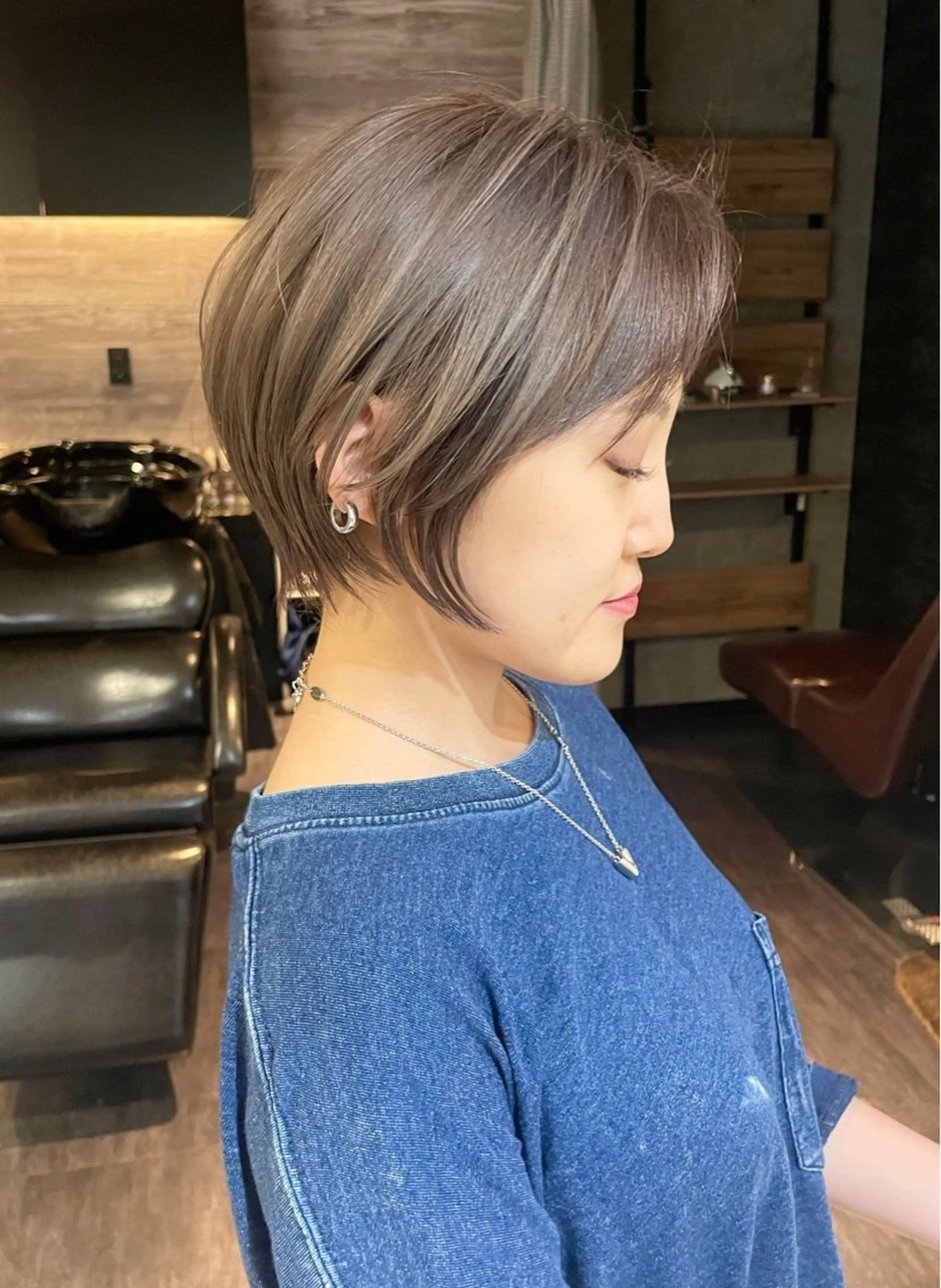 ショート カット ヘアカラー レイヤーカット/韓国 /艶髪/ダブルカラーのヘアスタイル