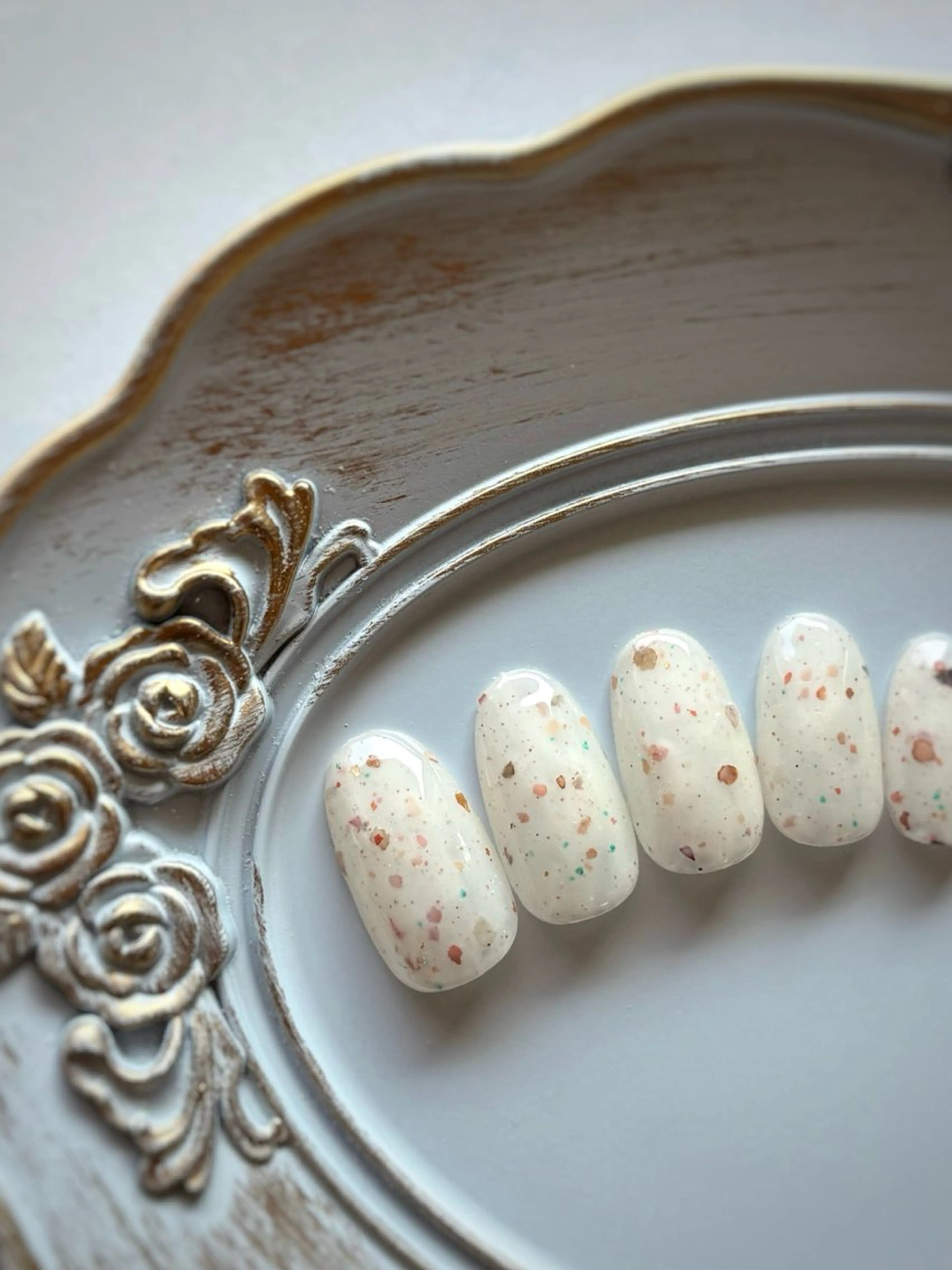 ネイル ワンカラーネイル シンプルネイル ハンドネイル FIORITURA Maikoのネイルデザイン