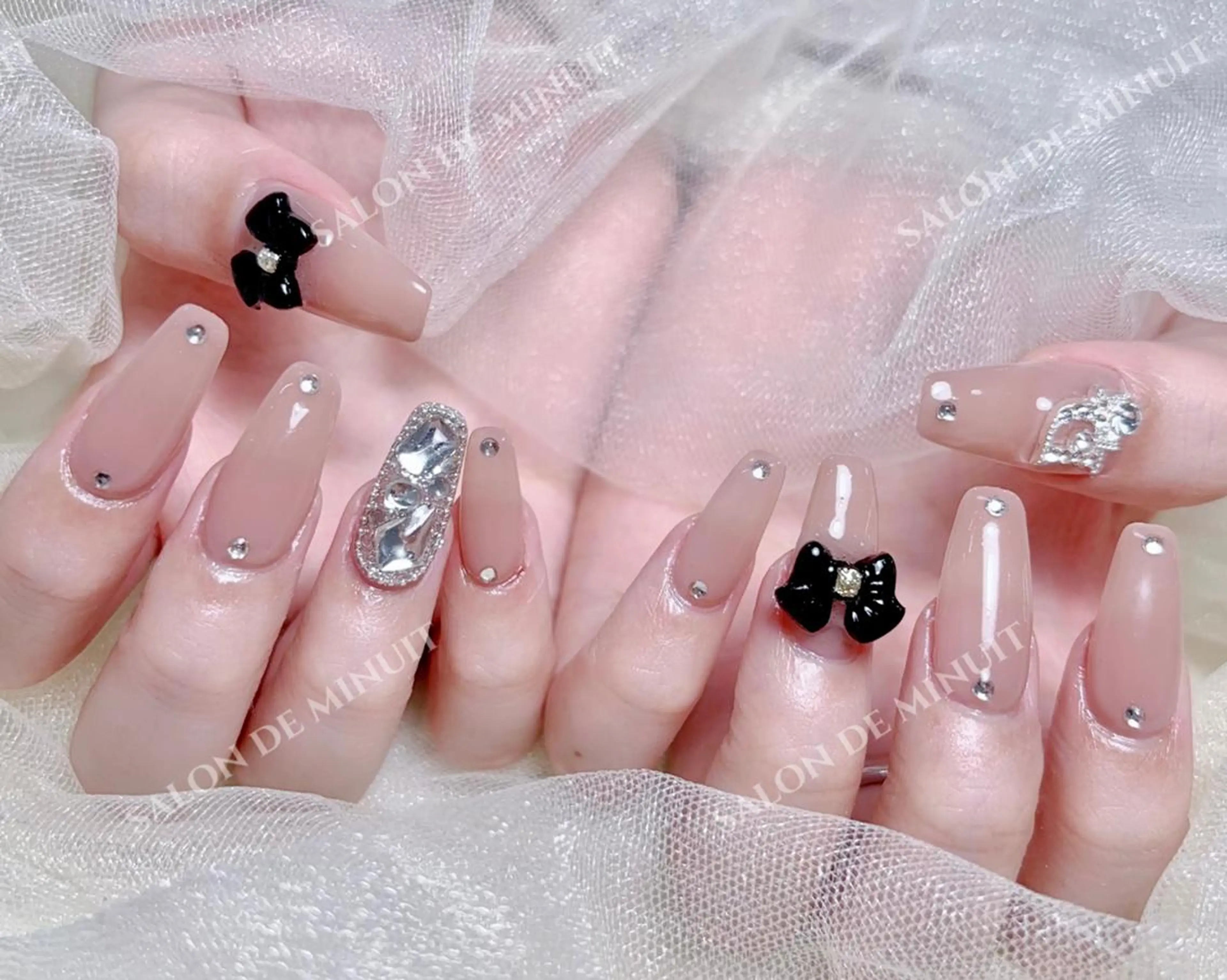 ネイル ハンドネイル ハンドケア Salon de Minuit🦩のネイルデザイン