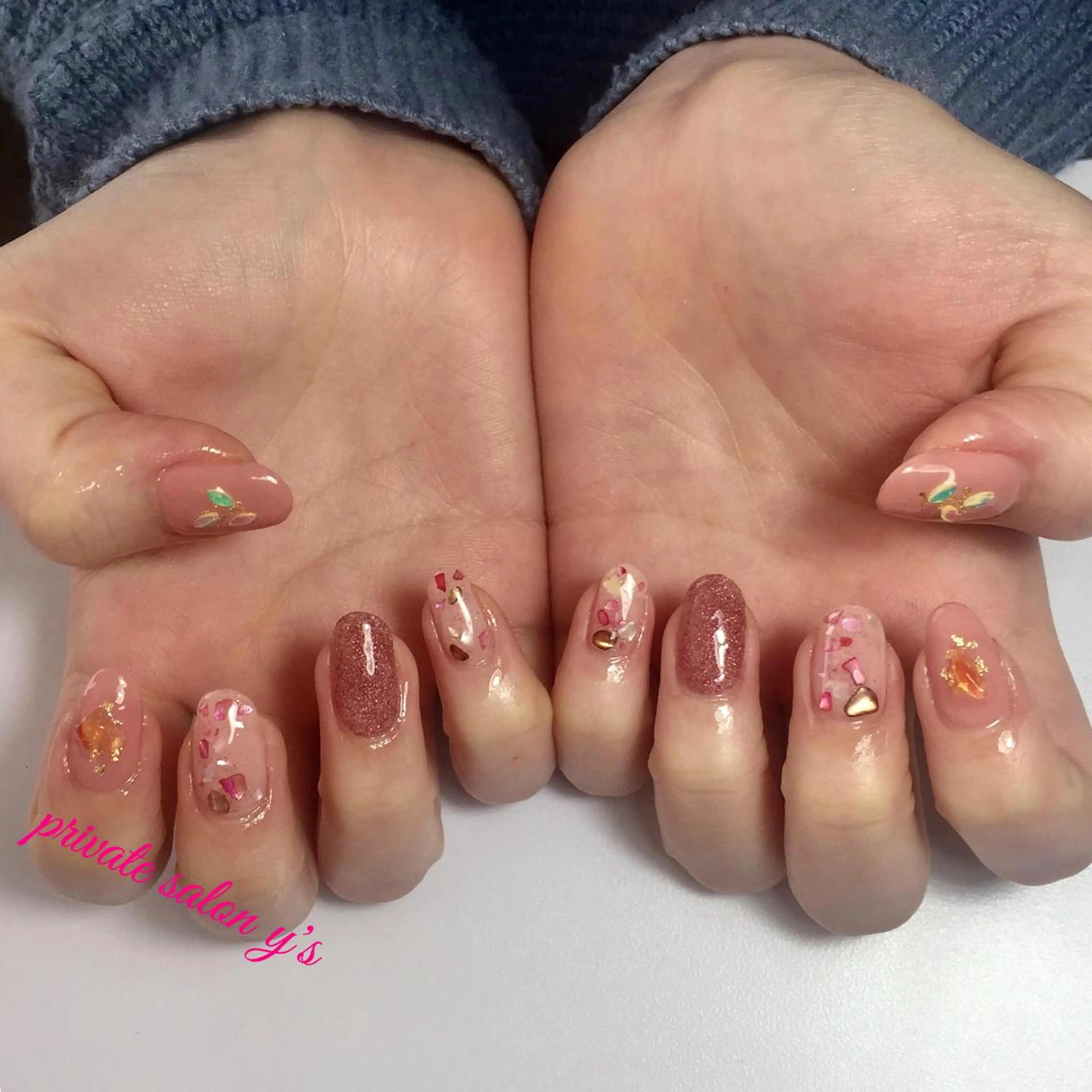 ネイル y' sのネイルデザイン