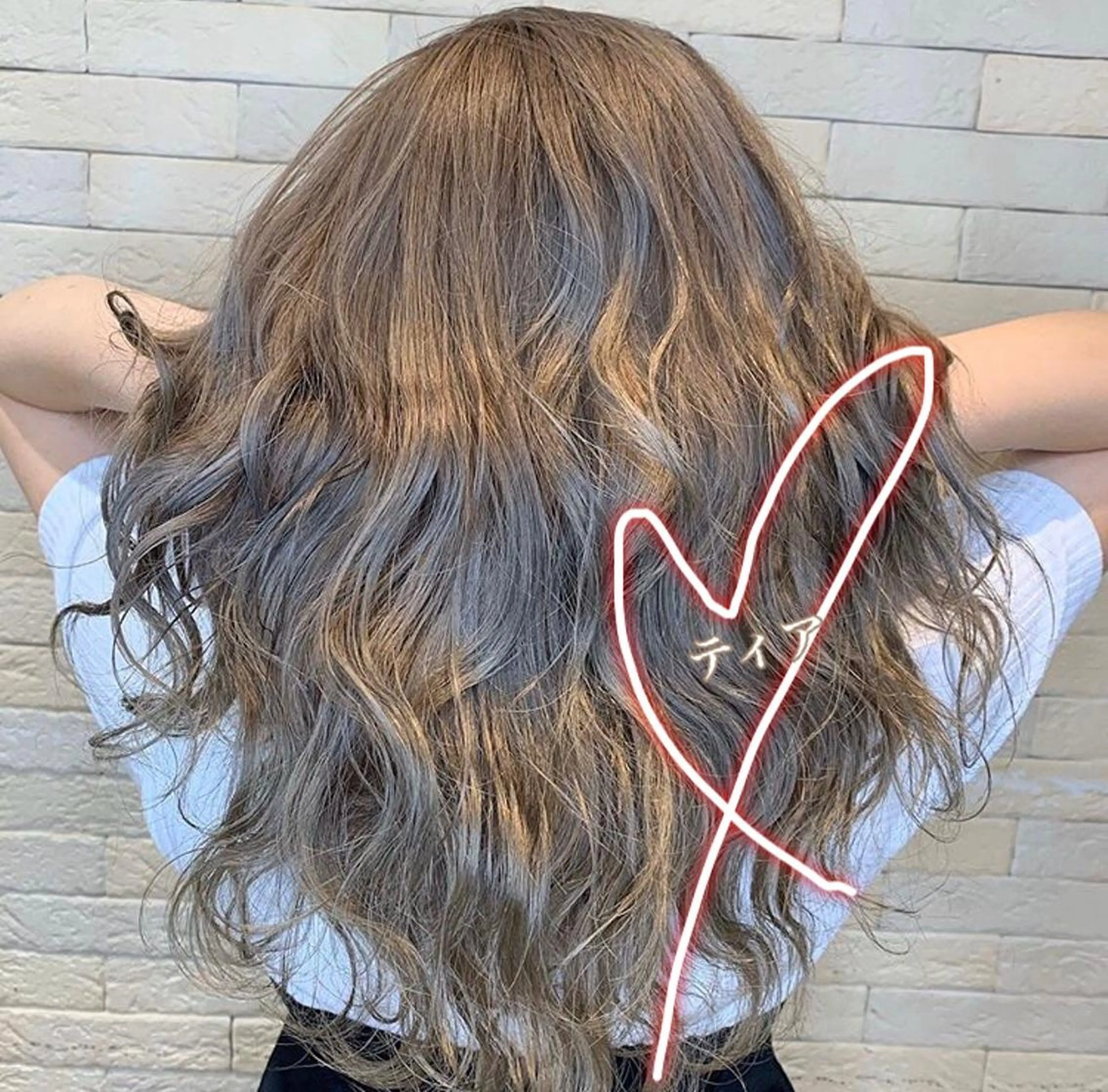 セミロング カット ヘアカラー トリートメント トップスタイリスト 江口 稜亮のヘアスタイル