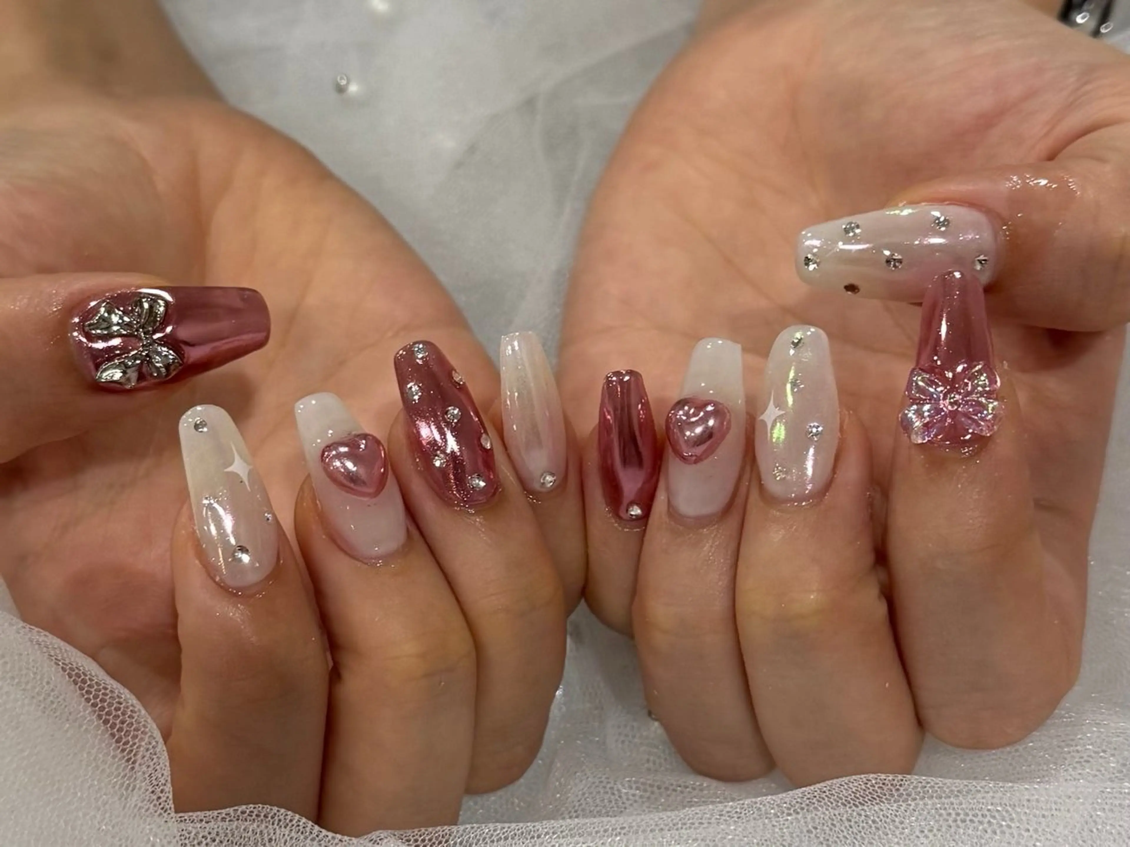 ネイル ハンドネイル ハンドケア amiLe 🎀yuunaのネイルデザイン