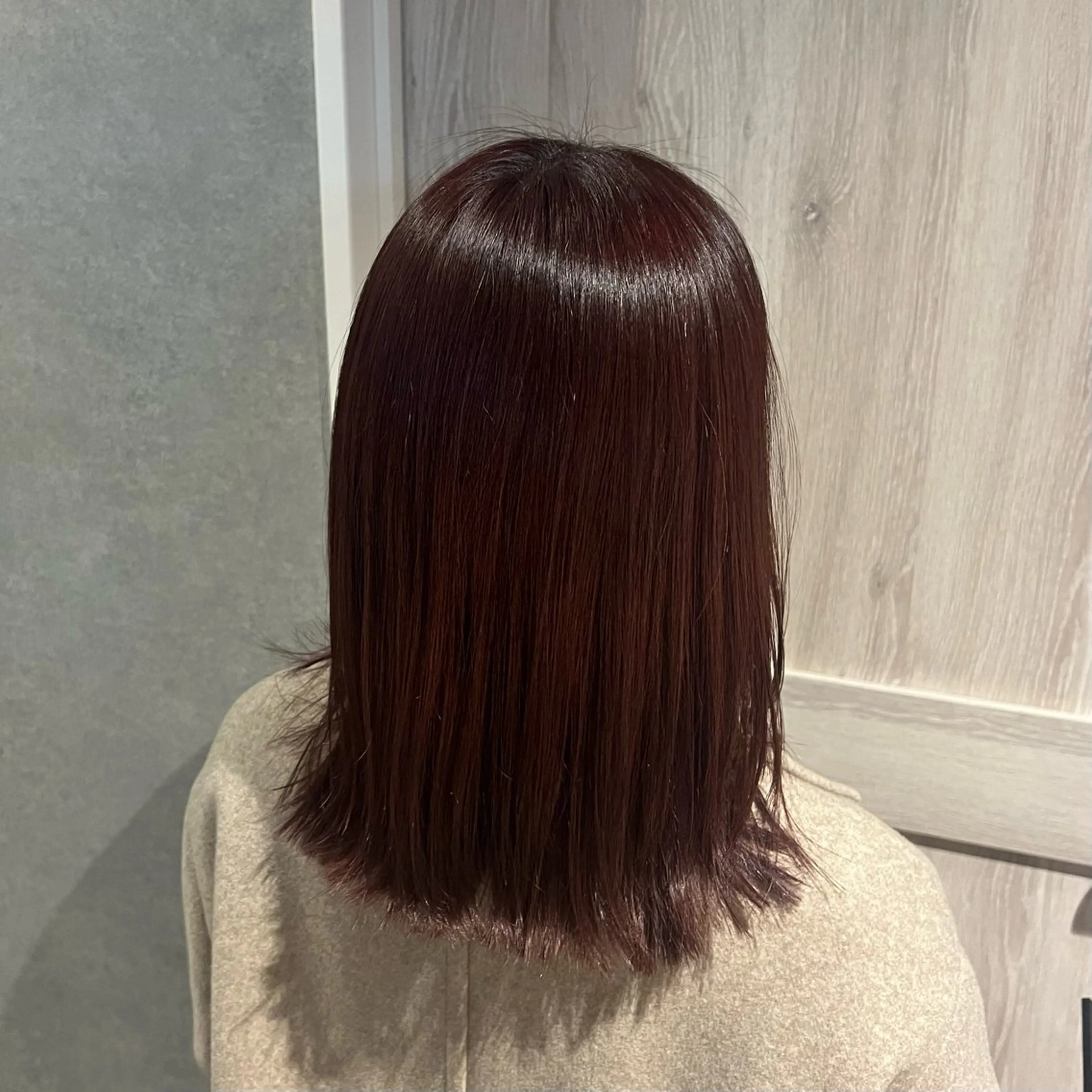 ミディアム レイヤーカット Applause ミナのヘアスタイル