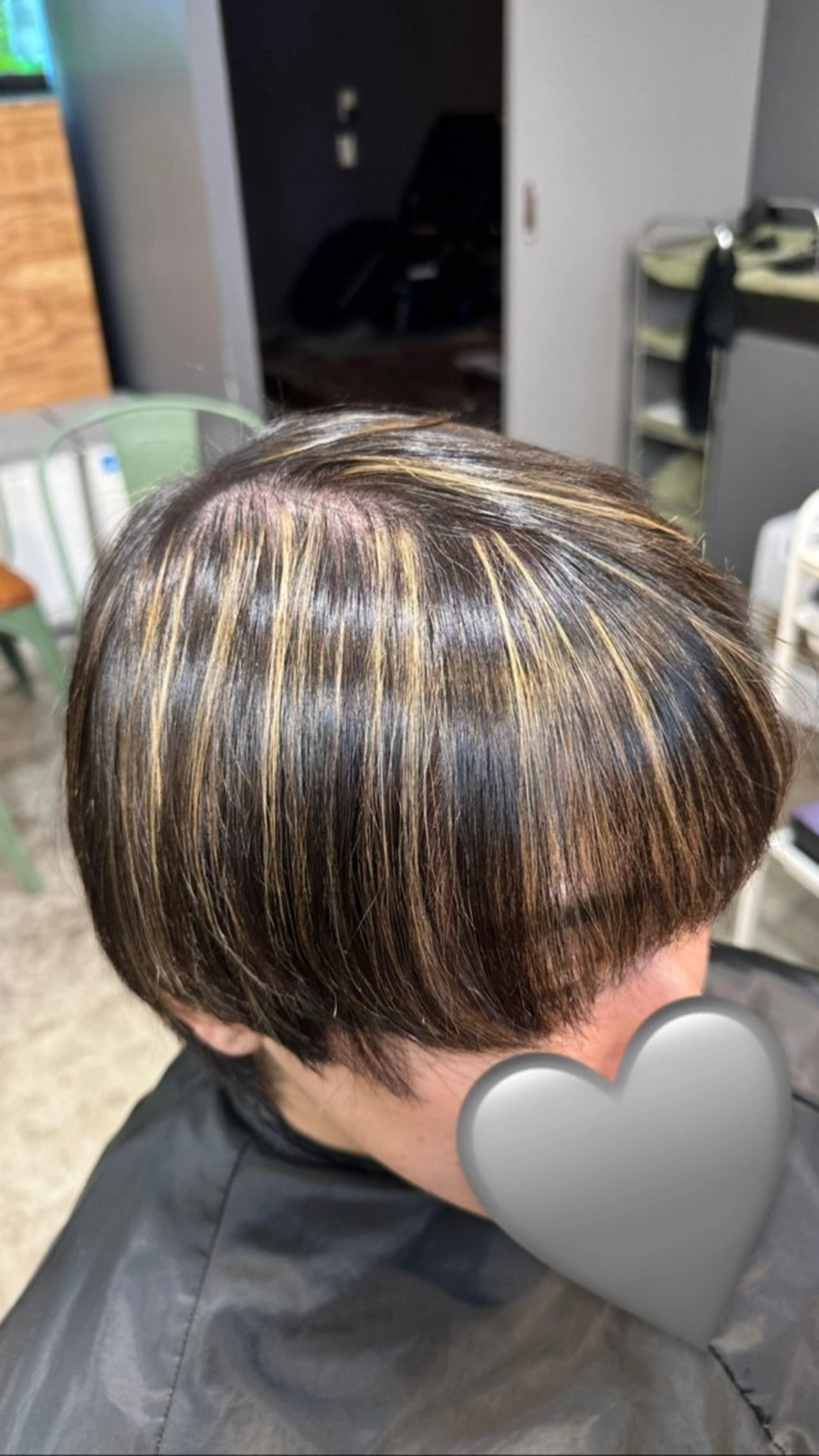 ショート カラー CREST所属・谷口 怜音のヘアスタイル