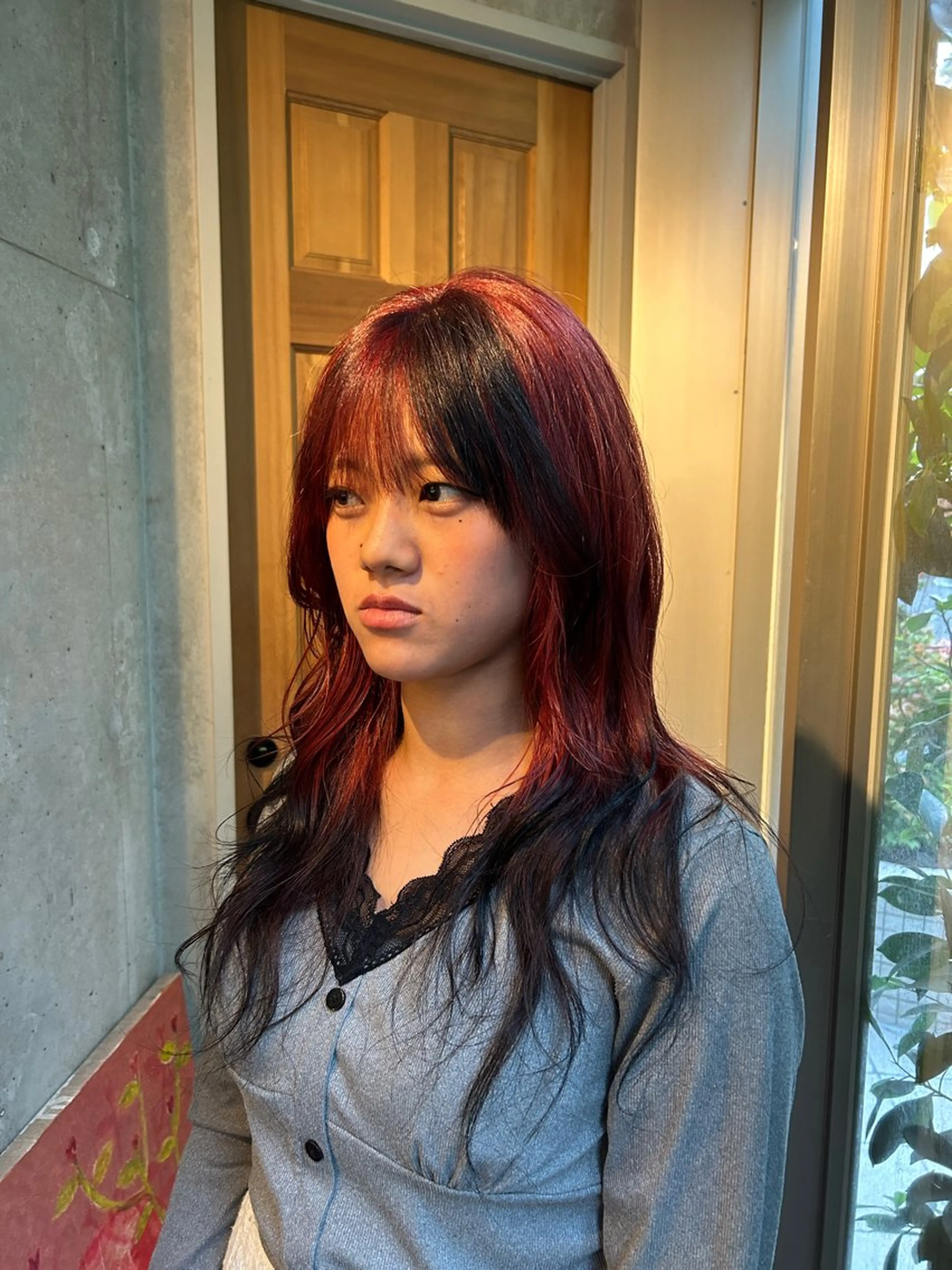 カラー 黒髪 ヘアカラー 植田 瑠菜のヘアスタイル