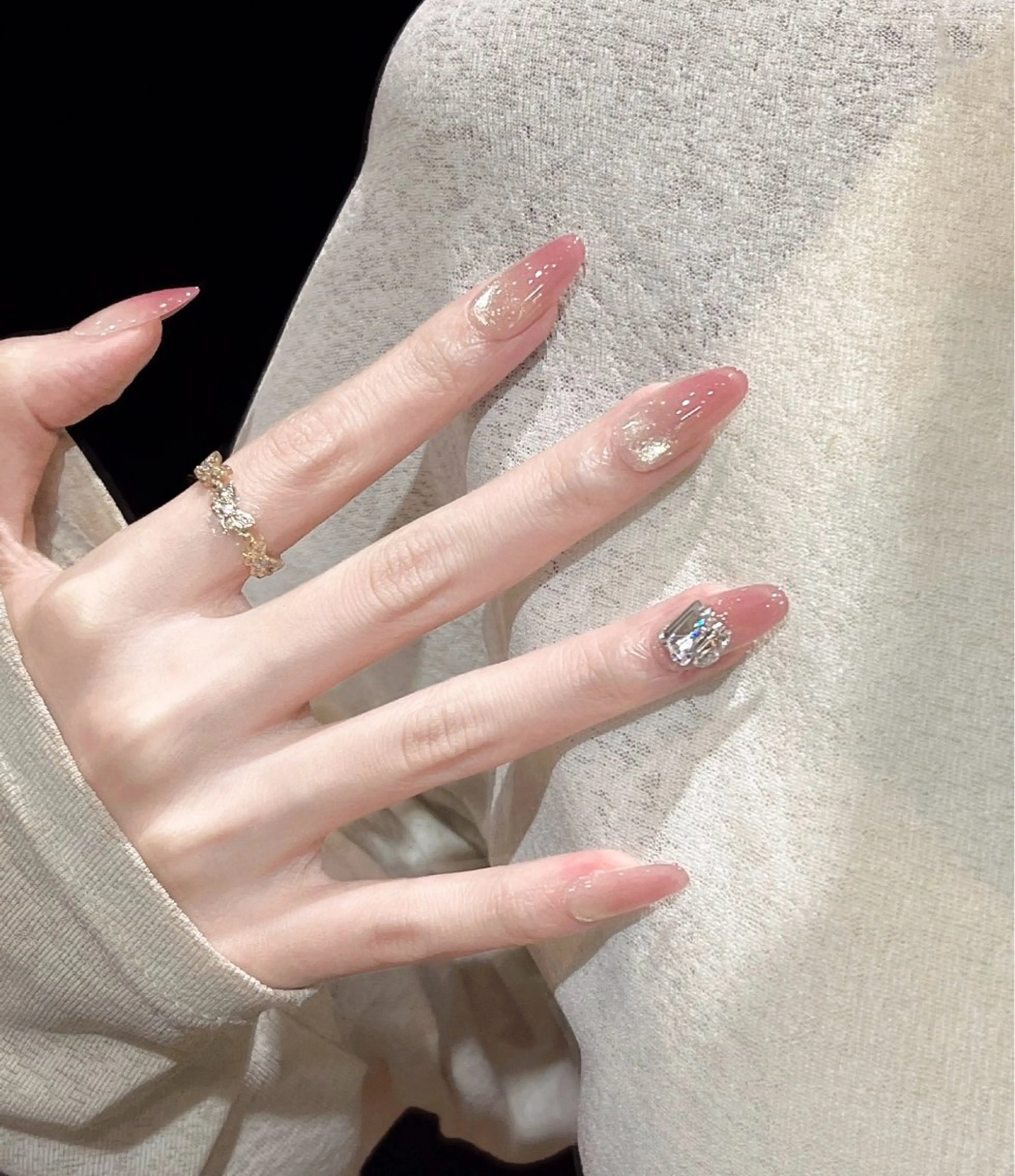 ネイル ETELUNA Nail 銀座店【パラジェル/フィルイン/チップスカルプ/マグネット/ニュアンス】所属・周 テイのネイルデザイン