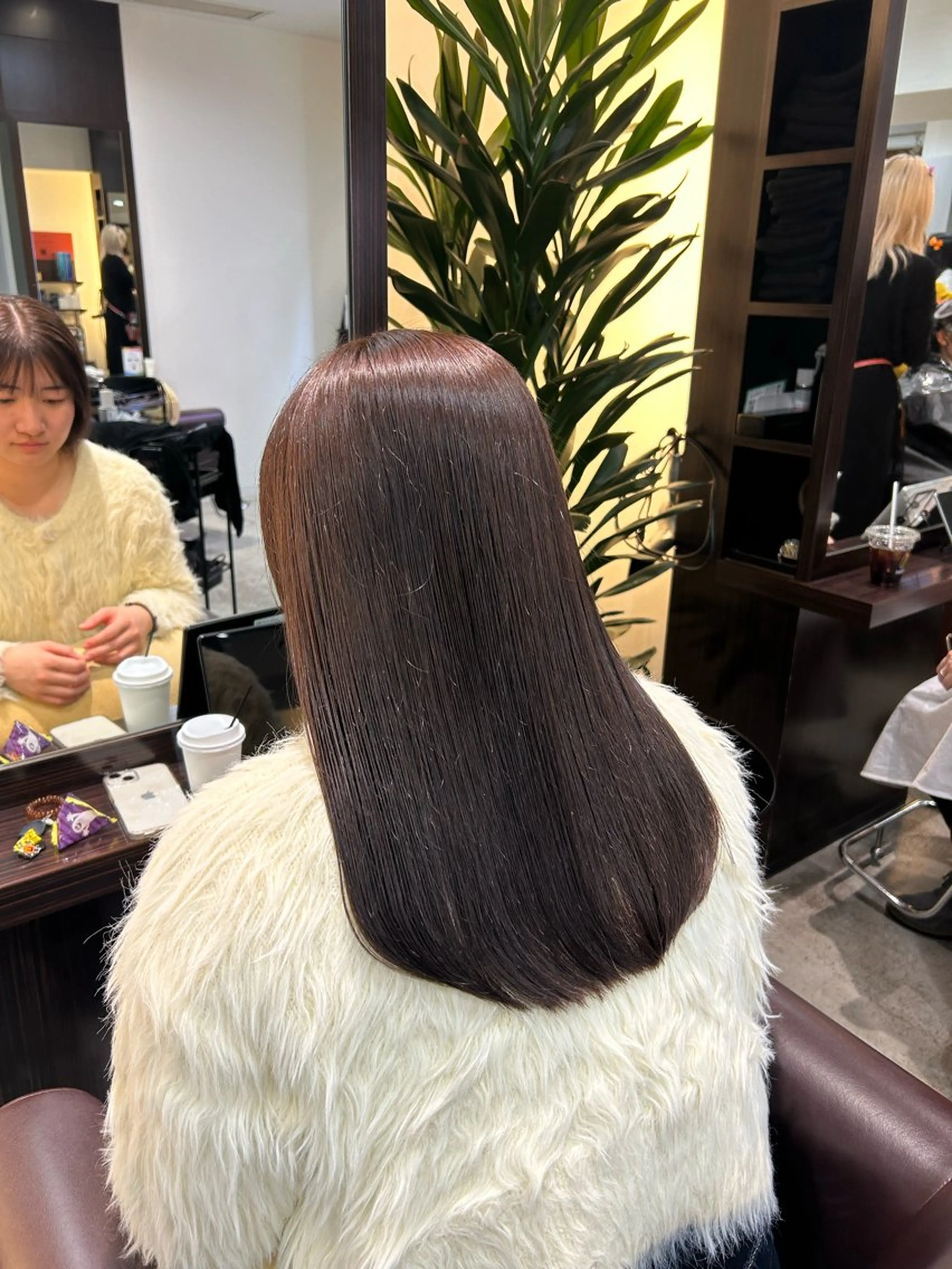 ミディアム カラー ヘアカラー ヘッドスパ 坂本奈都美 🎀のヘアスタイル