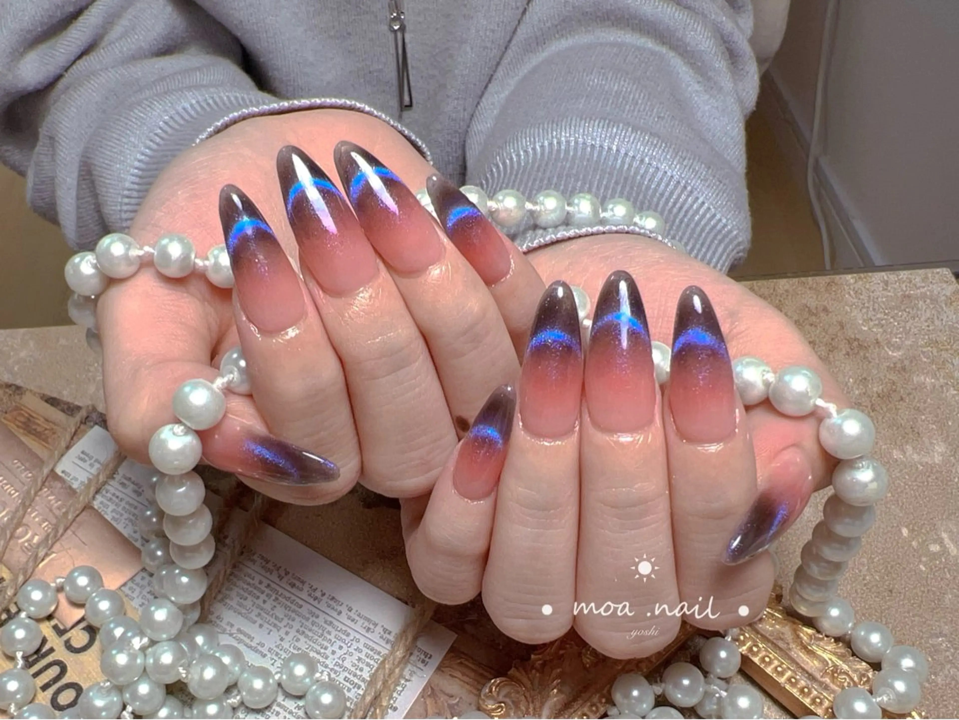 ネイル MOA NAIL所属・MoaNail🫶 Yoshiのネイルデザイン