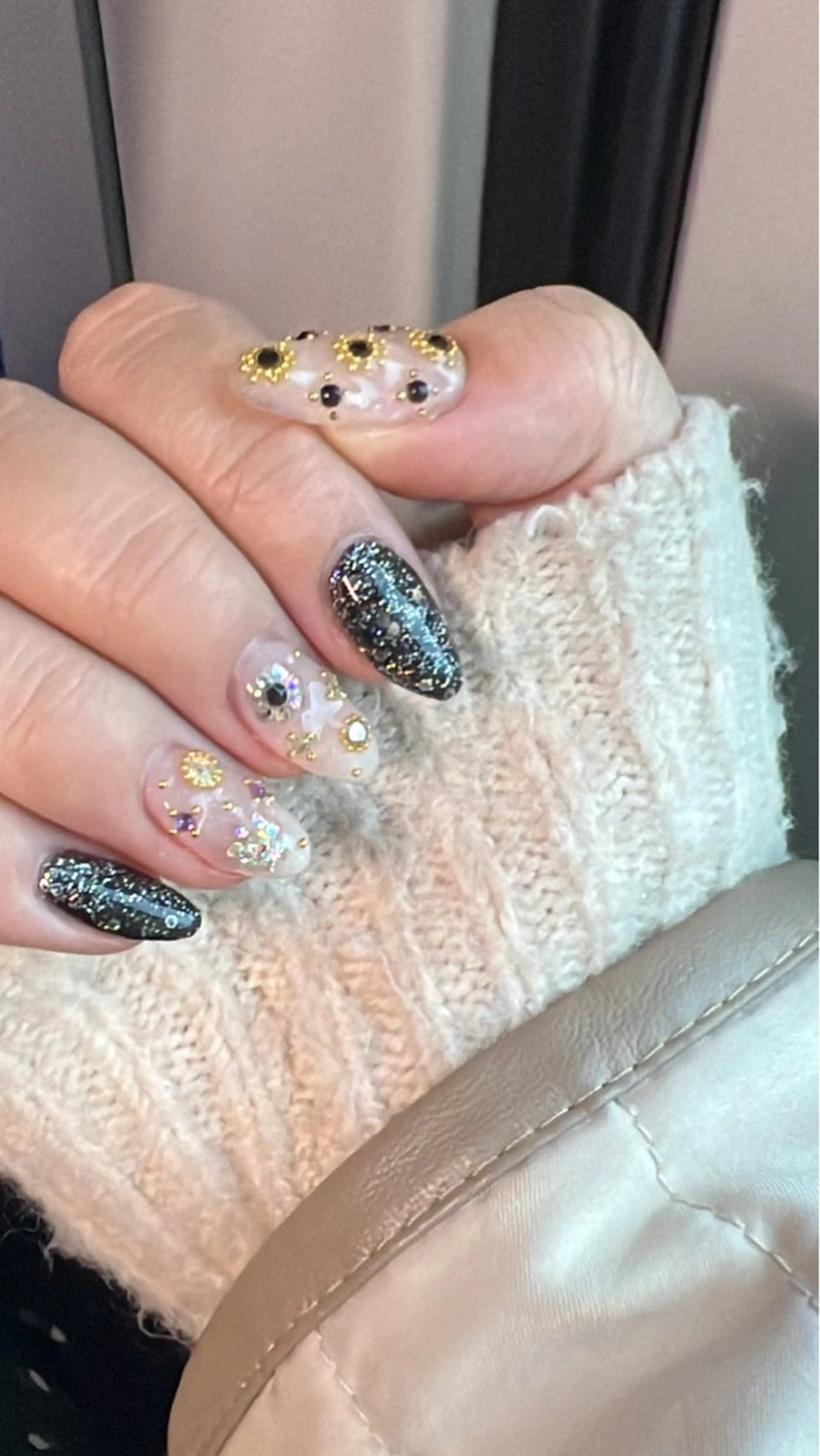 ネイル Hikari 🌺のネイルデザイン