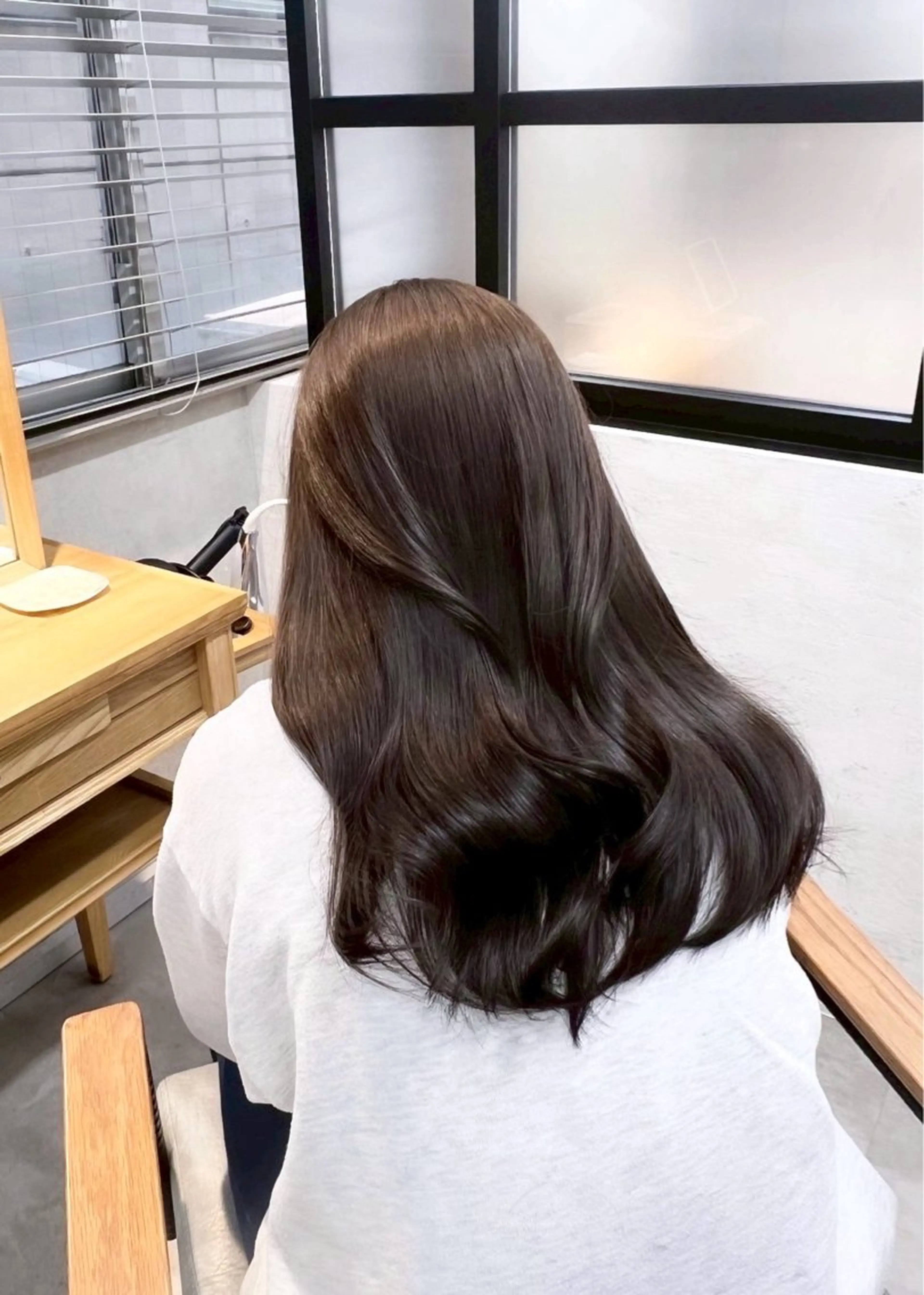 【透明感×艶髪ケアコース】カット+透明感フルカラー+3stepトリートメントの写真