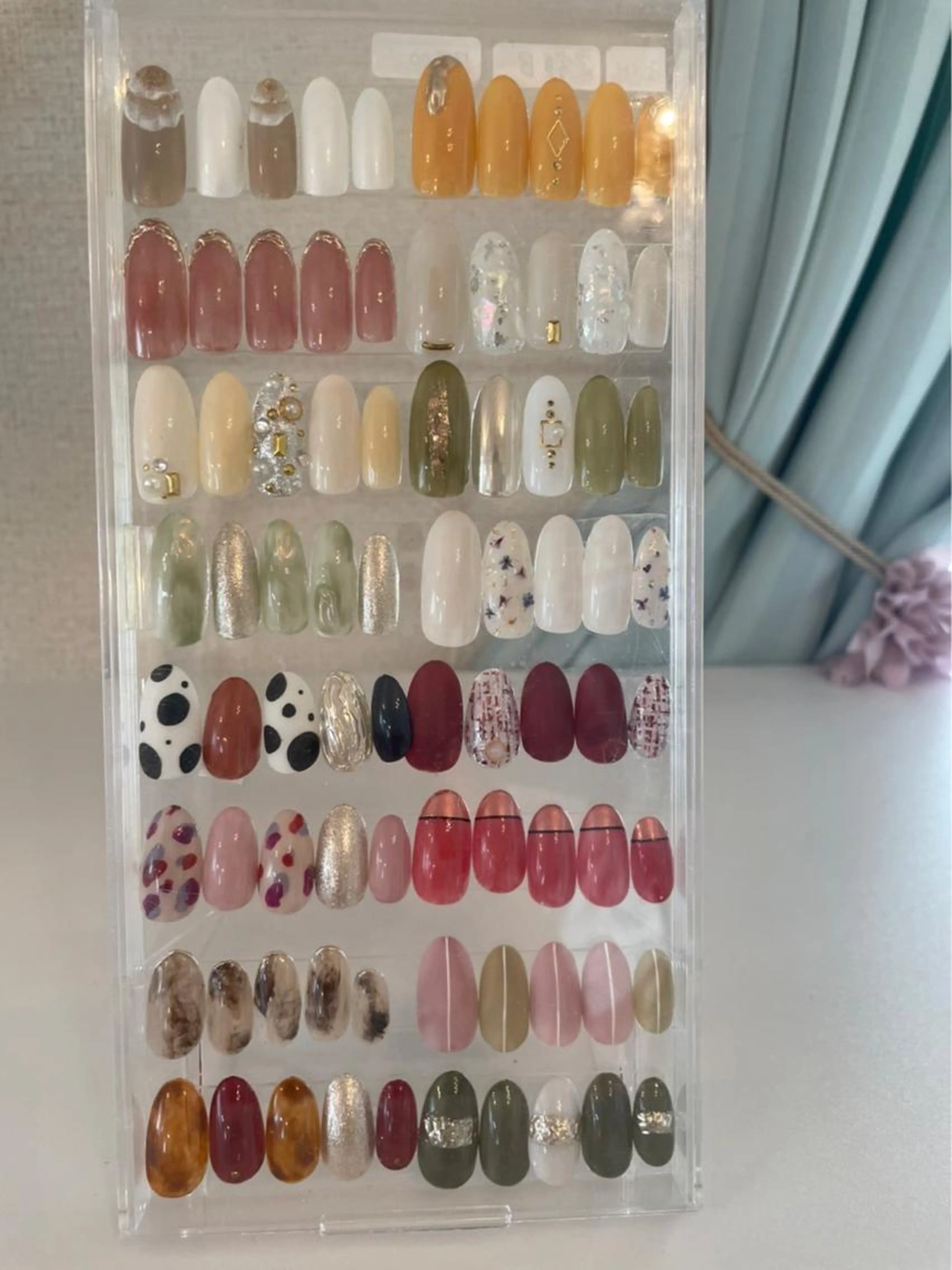 定額デザインB or お好きなアート4本(オフ込み)の写真