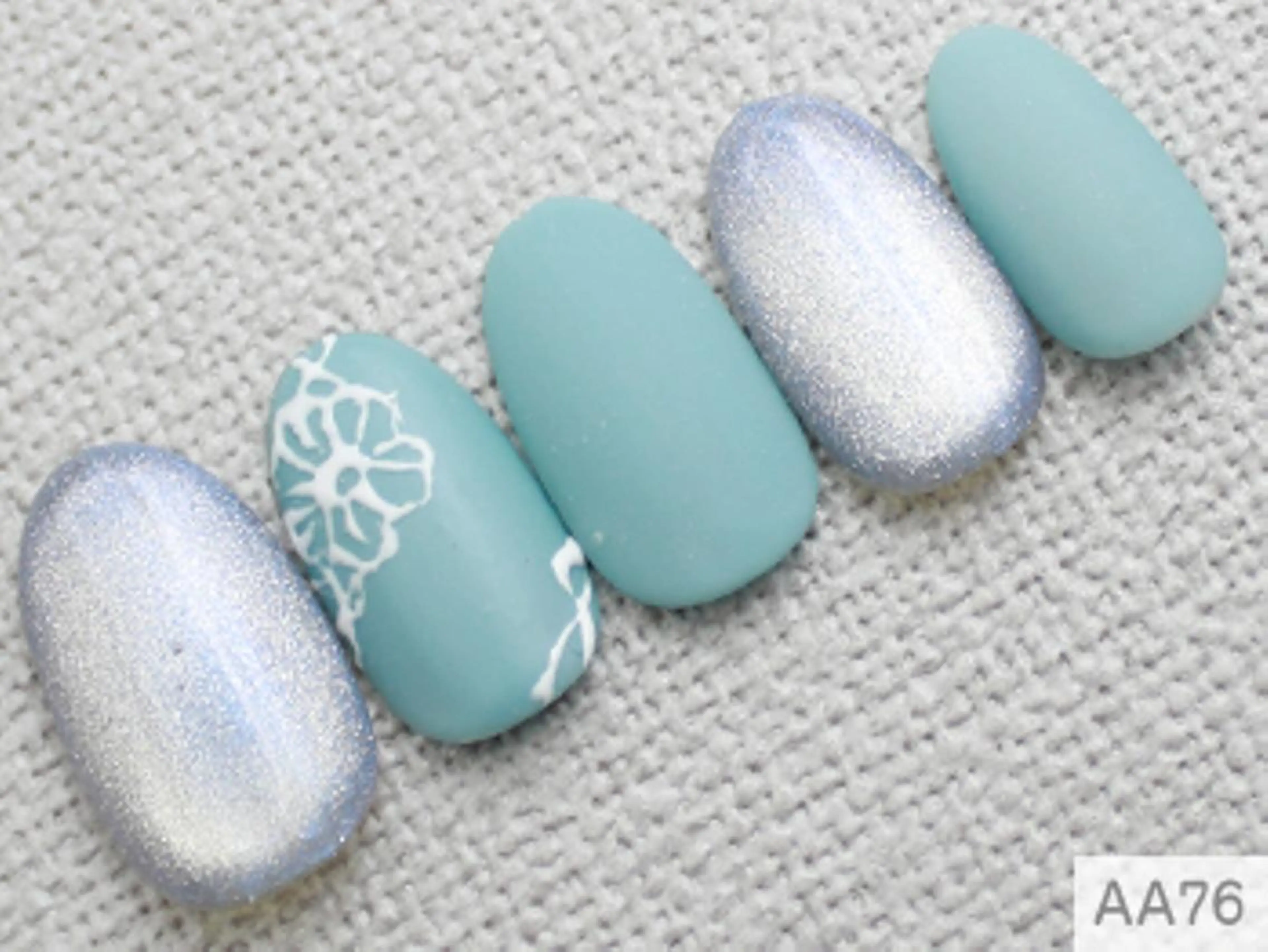 ネイル ジェルネイル マグネットネイル 🤍 Janのネイルデザイン