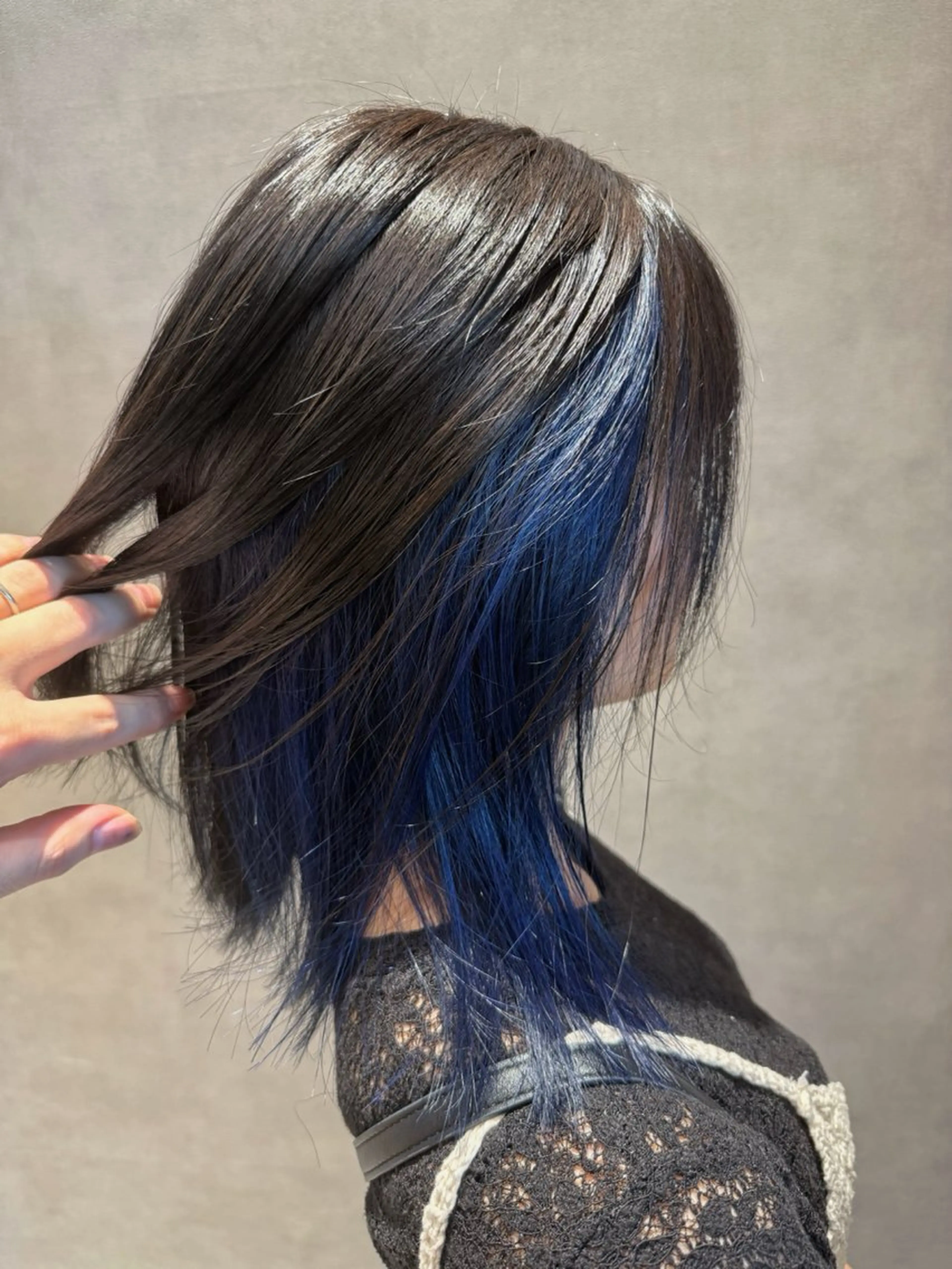 セミロング カラー カット ヘアカラー インナーカラー/ ストレート/奥野洸也のヘアスタイル