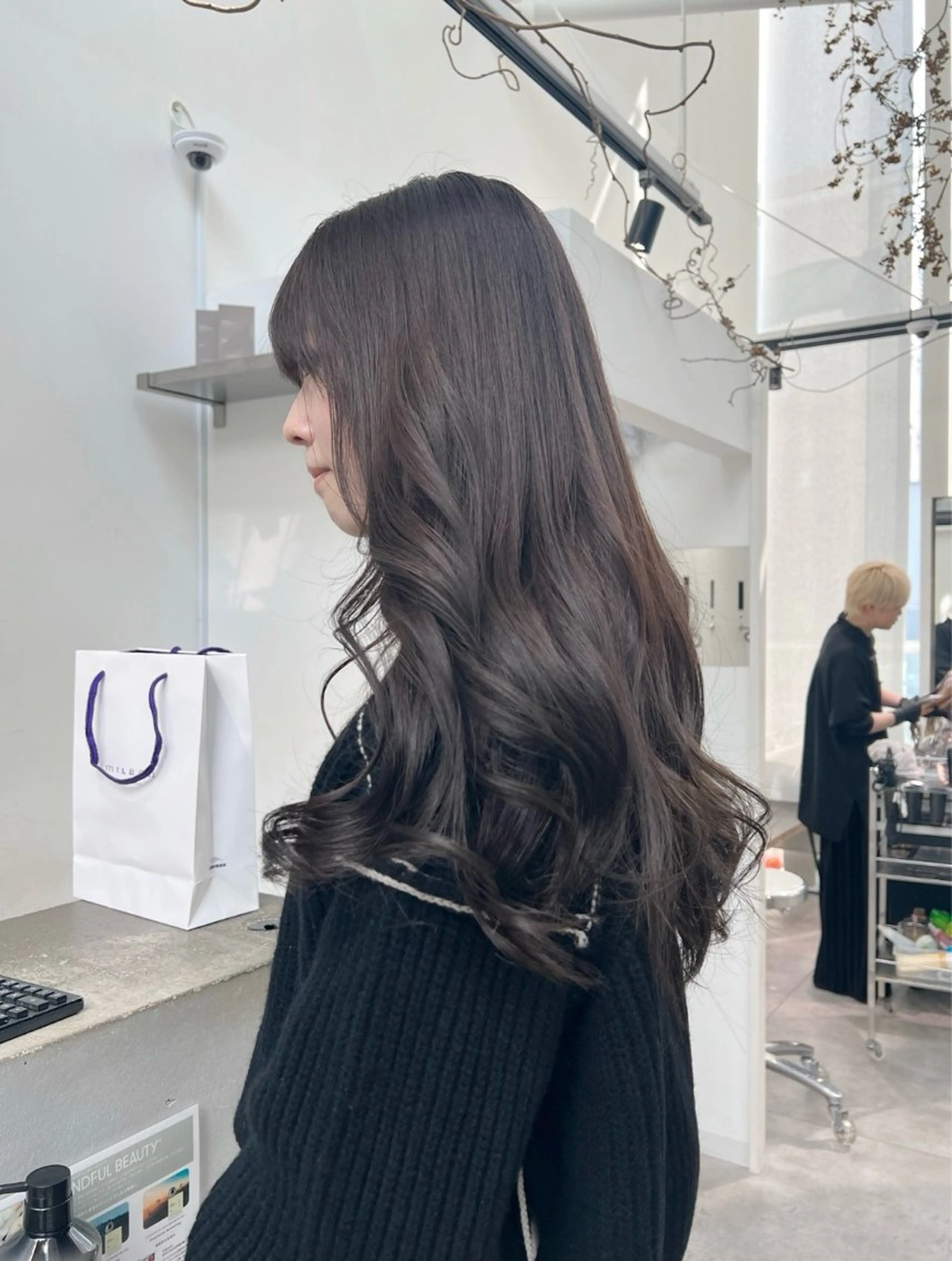 ロング カラー イルミナカラー カット ヘアカラー トリートメント CHERIEブリーチ ダブルカラー　天神のヘアスタイル