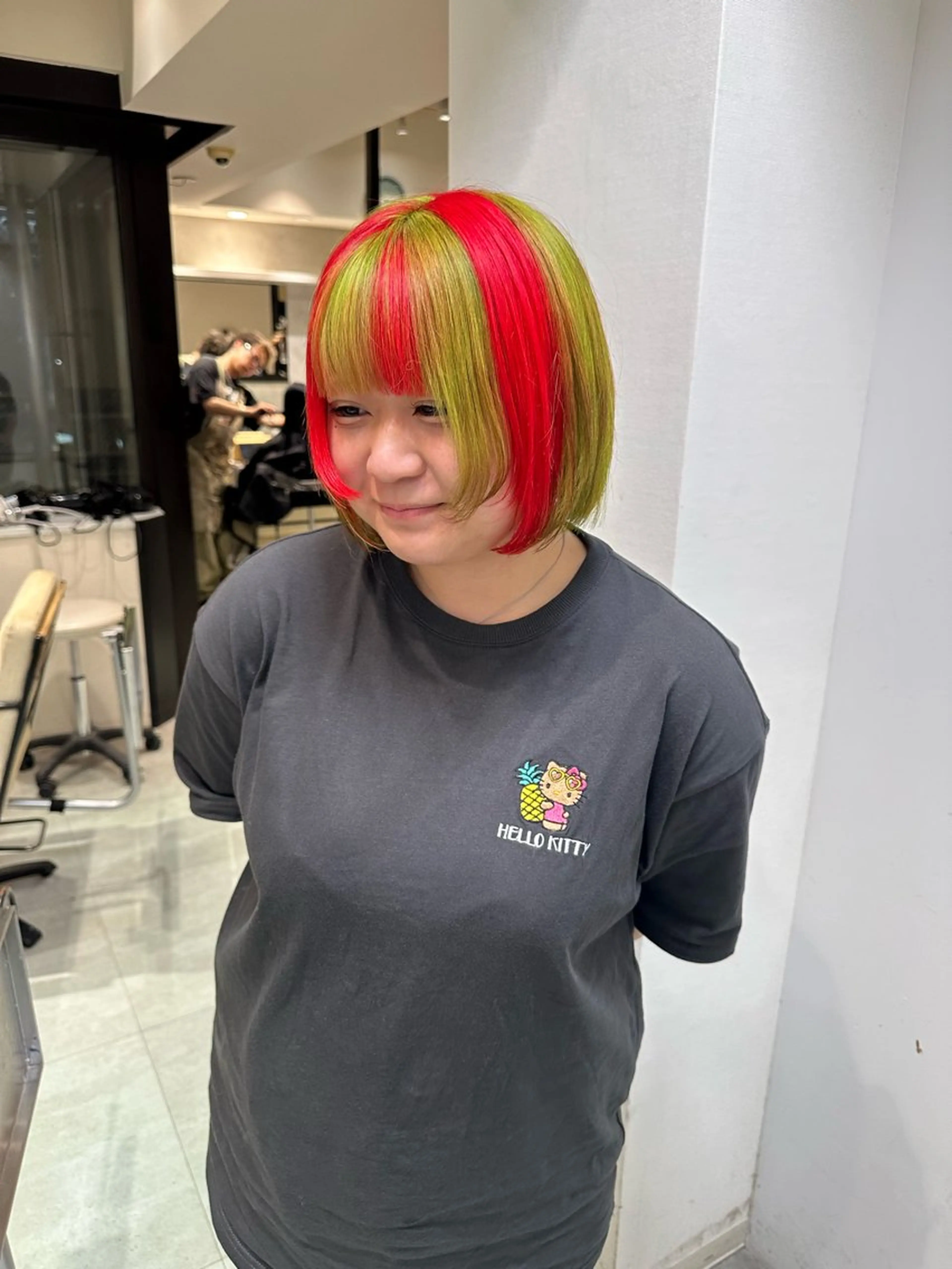 ショート ヘアカラー Maria 梅田/デザインカラーのヘアスタイル