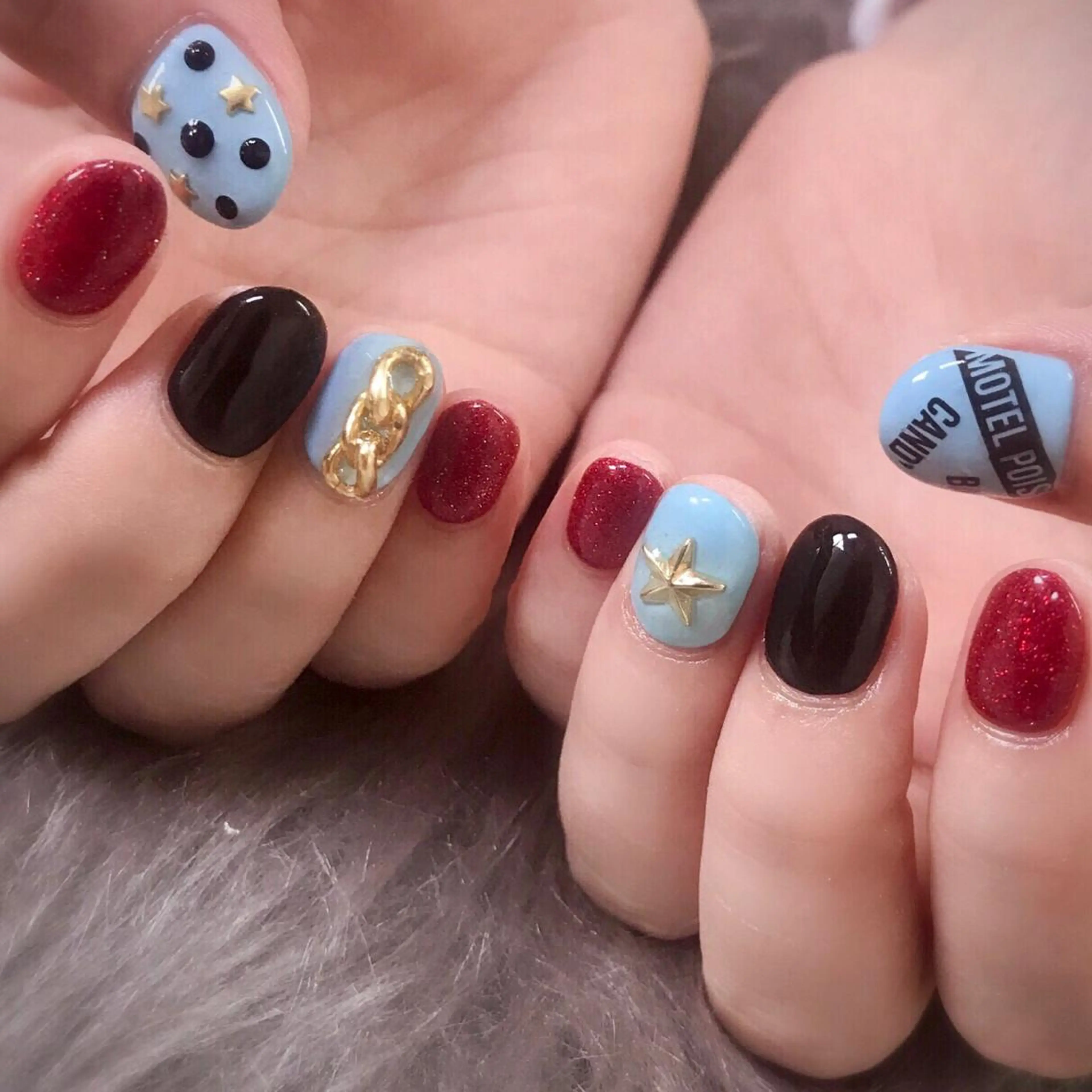 ネイル NOIROUGE所属・NOI ROUGEのネイルデザイン