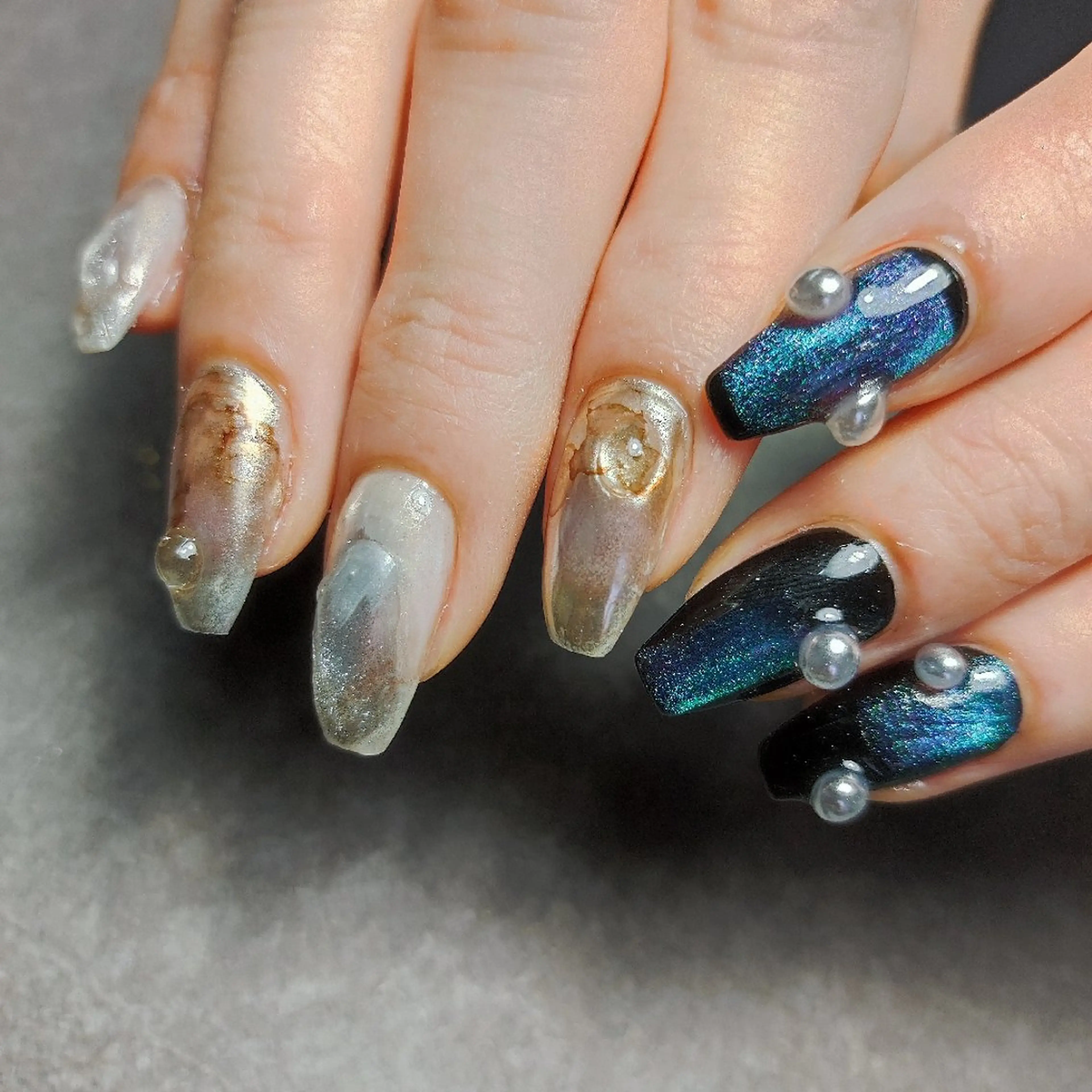 ネイル マグネットネイル ニュアンスネイル ハンドネイル 個人サロン saltnailのネイルデザイン