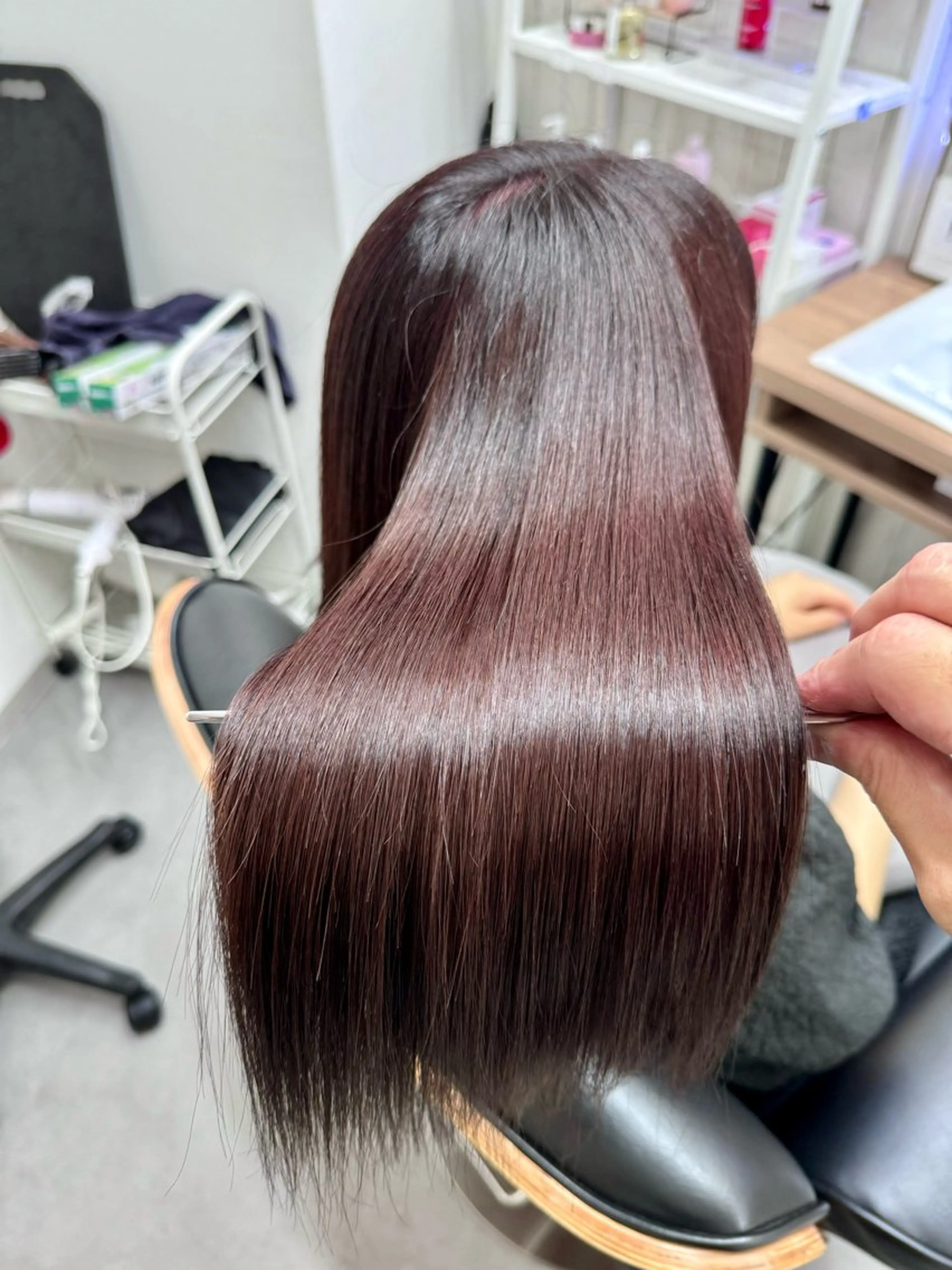 セミロング カラー アディクシーカラー イルミナカラー クオルシアカラー 髪質改善 韓国風ヘア The Apartment of Solon 船橋 2nd所属・高橋潤⚜️縮毛矯正 /NEO髪質改善のヘアスタイル