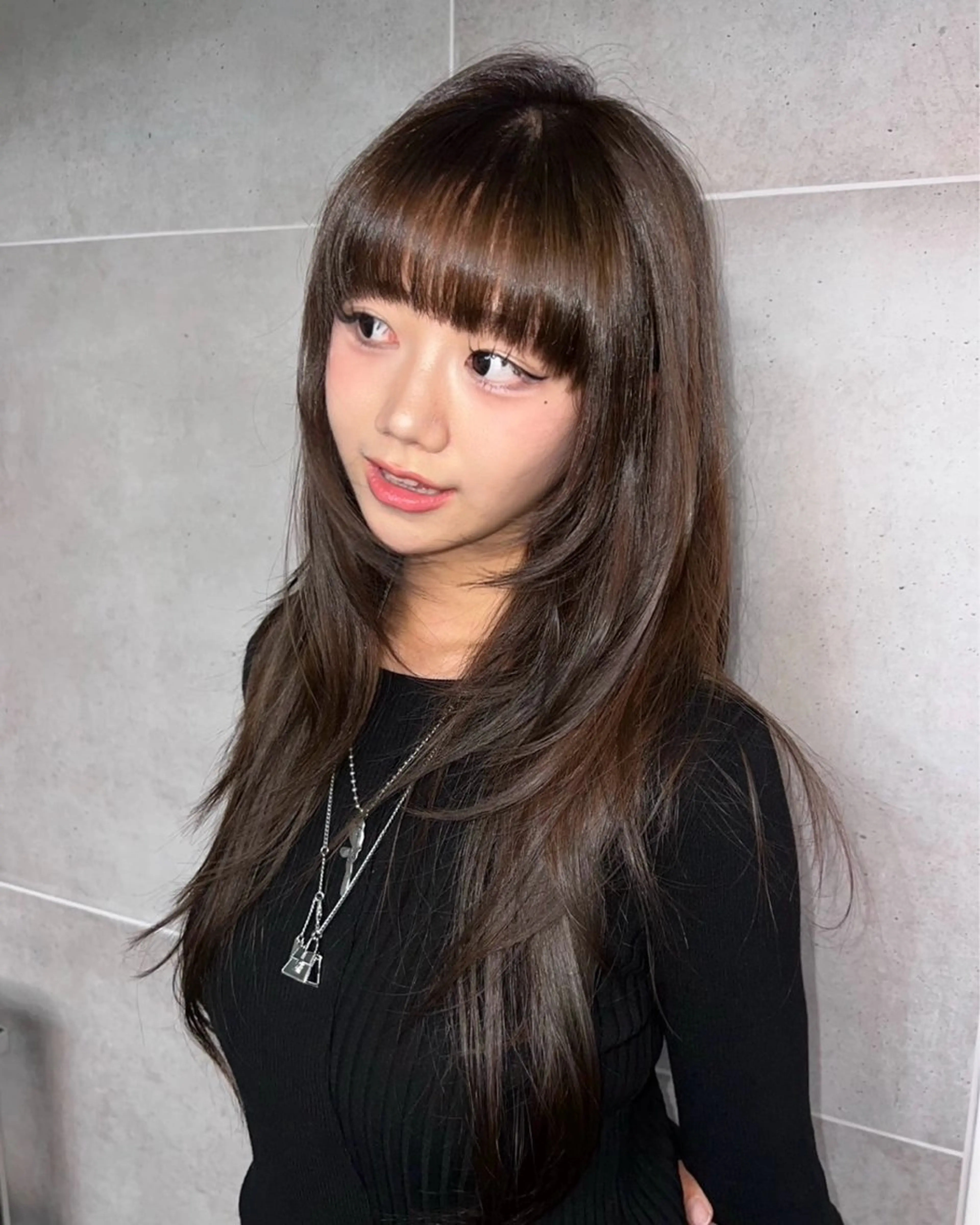 ロング ヘアカラー AIRA/ブリーチ ‪/透明感カラーのヘアスタイル