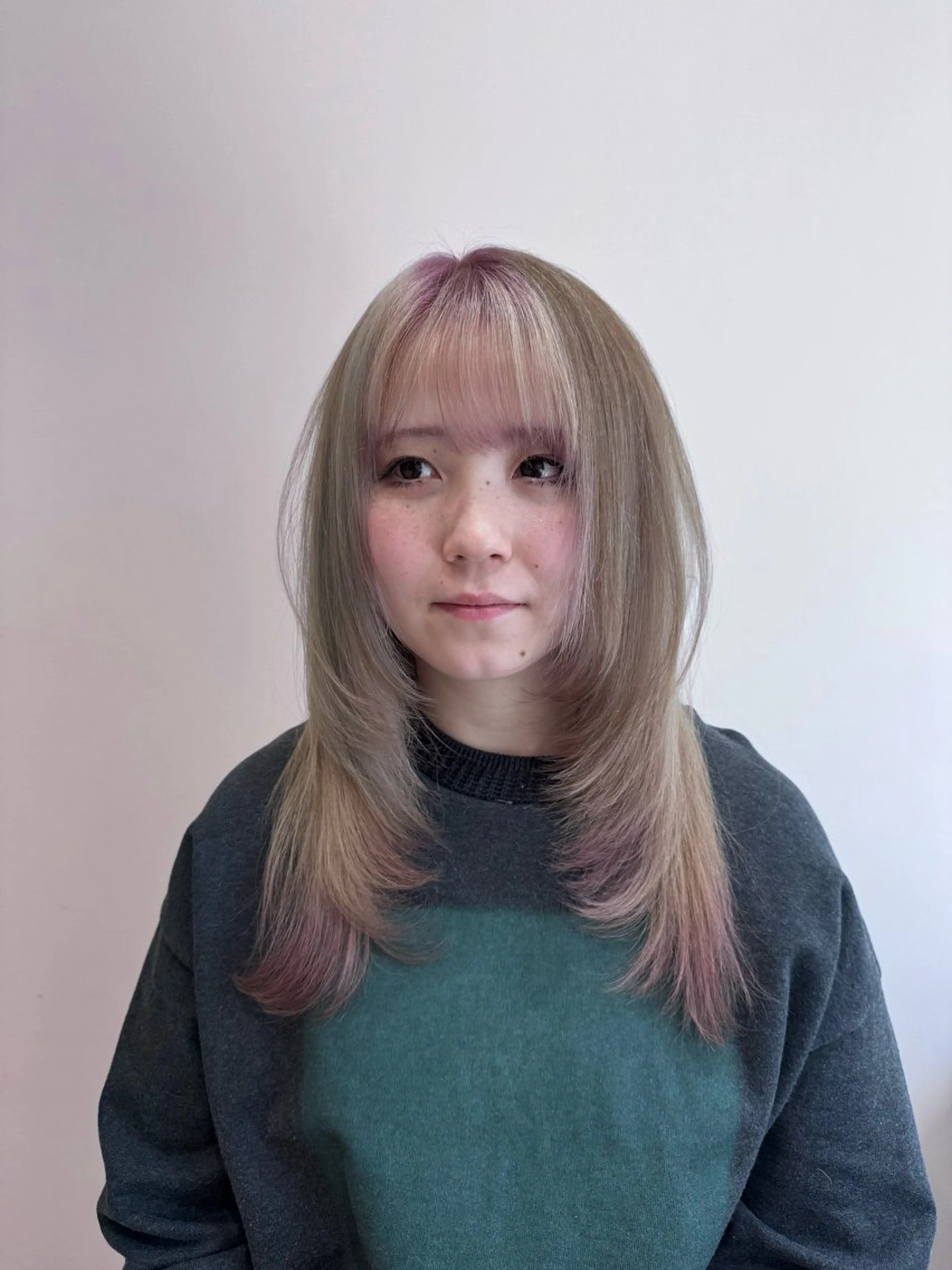 セミロング カラー 🌿nudeカラー/ レイヤー/藤原🌿のヘアスタイル