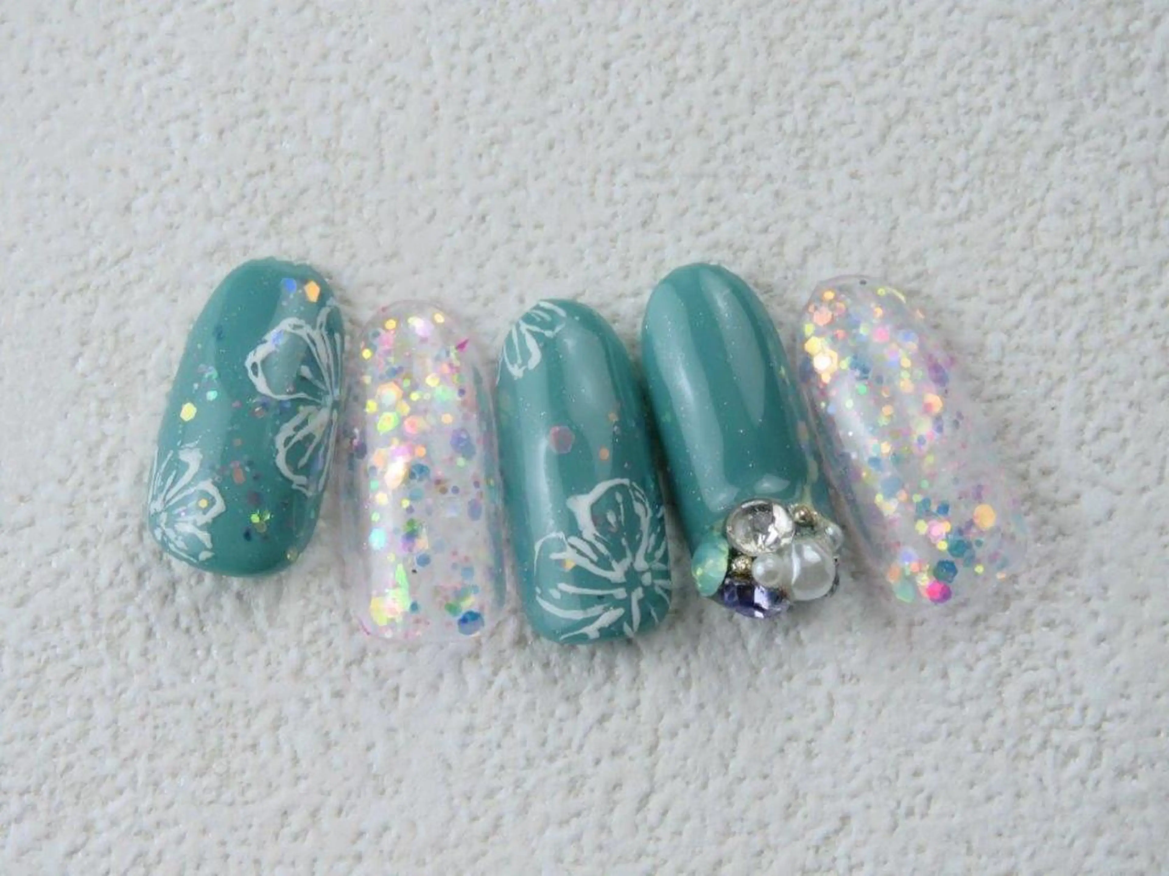 ネイル NAIL Salon IP所属・長谷川 奈緒美のネイルデザイン