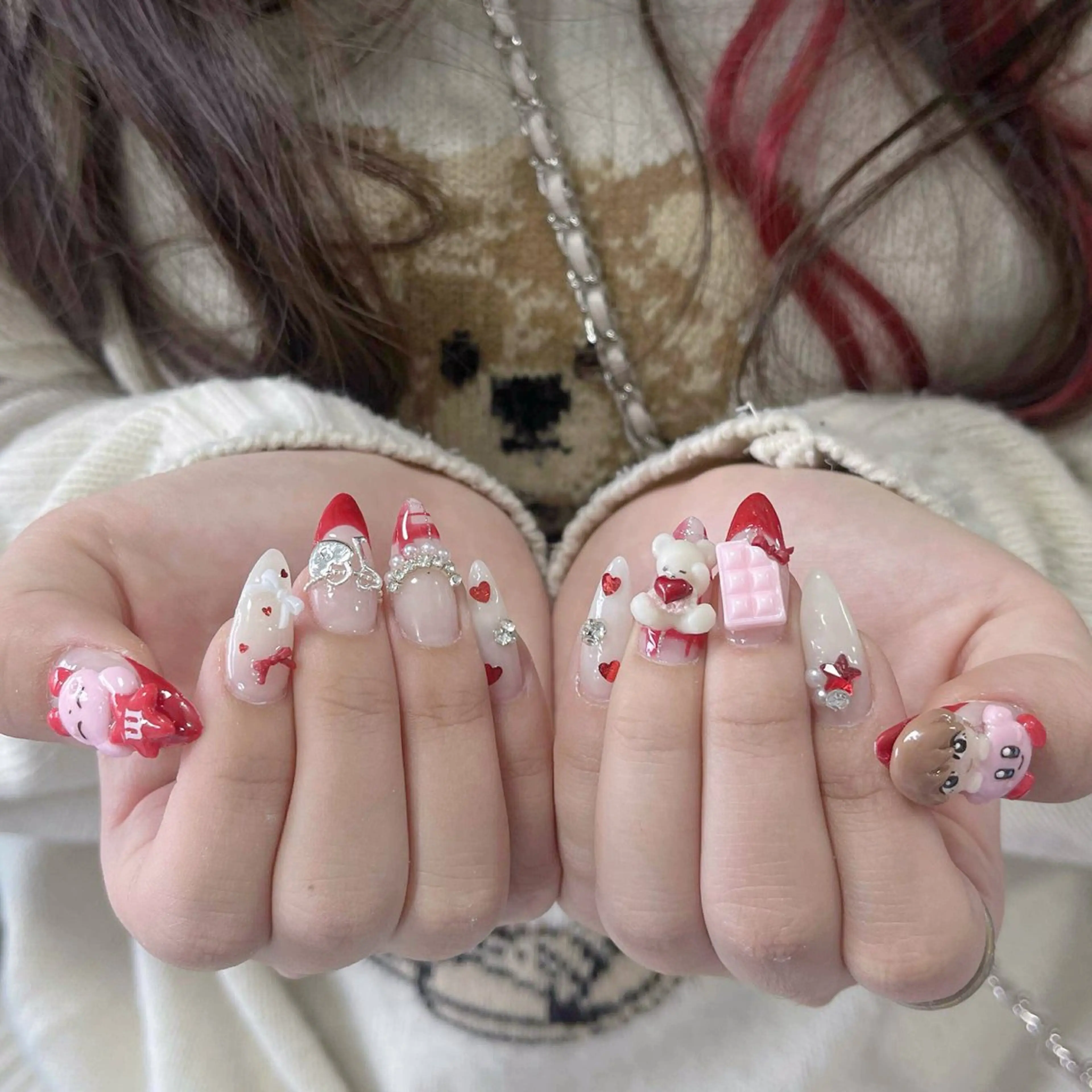 ネイル チークネイル フレンチネイル グラデーション キラキラネイル マグネットネイル ハンドネイル LilyLala Nailsalonのネイルデザイン