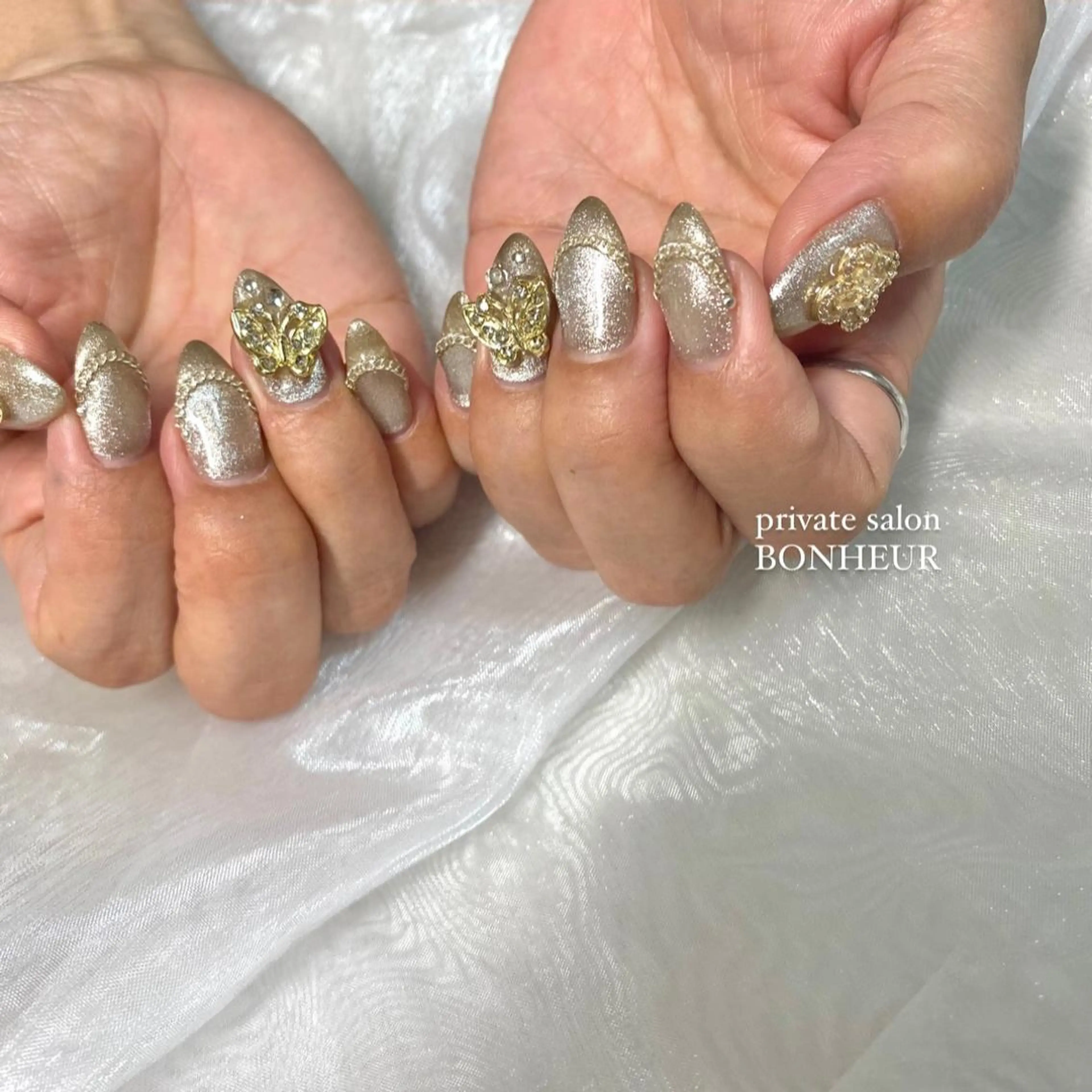 ネイル ハンドネイル BONHEUR Annaのネイルデザイン