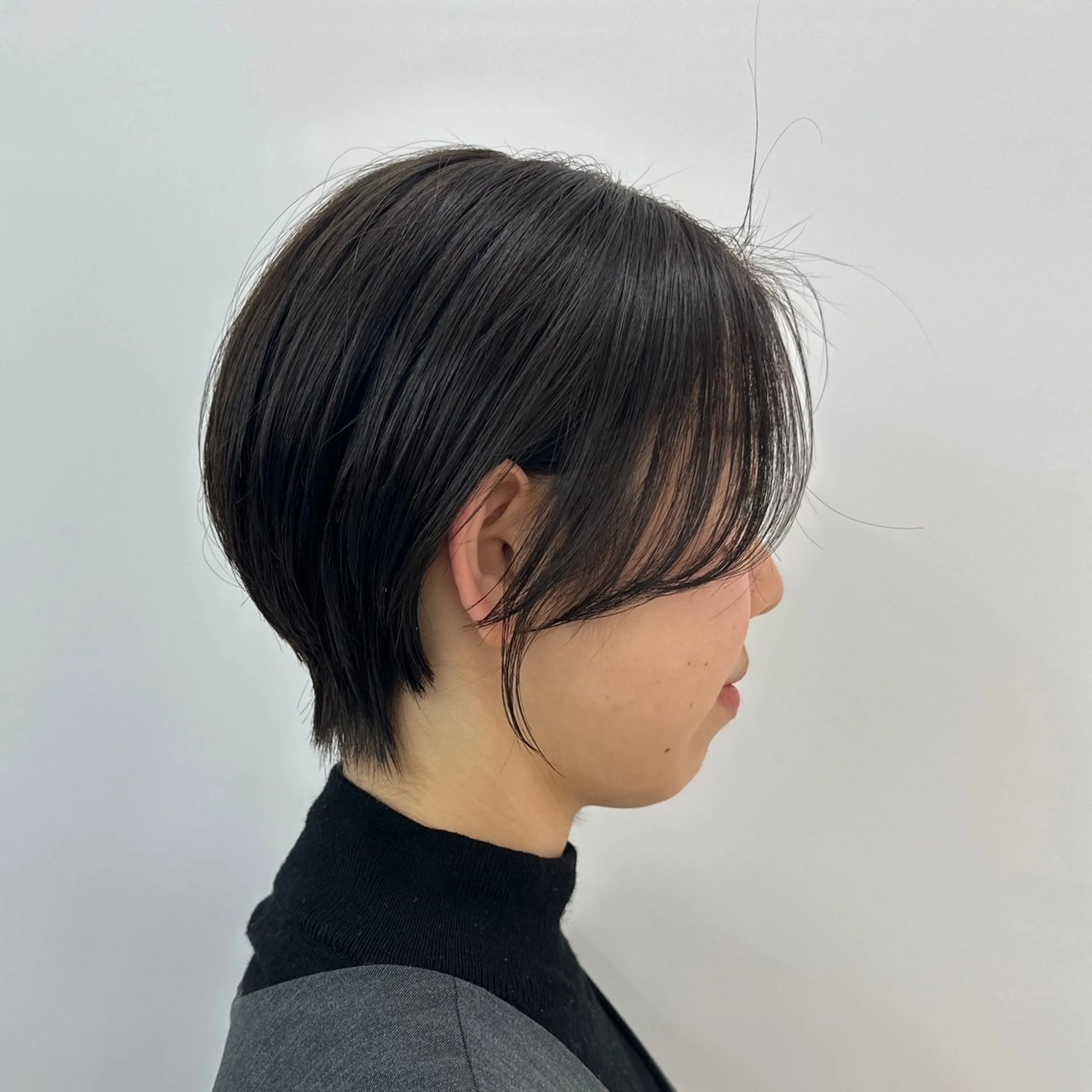 ショート 高橋 沙央のヘアスタイル